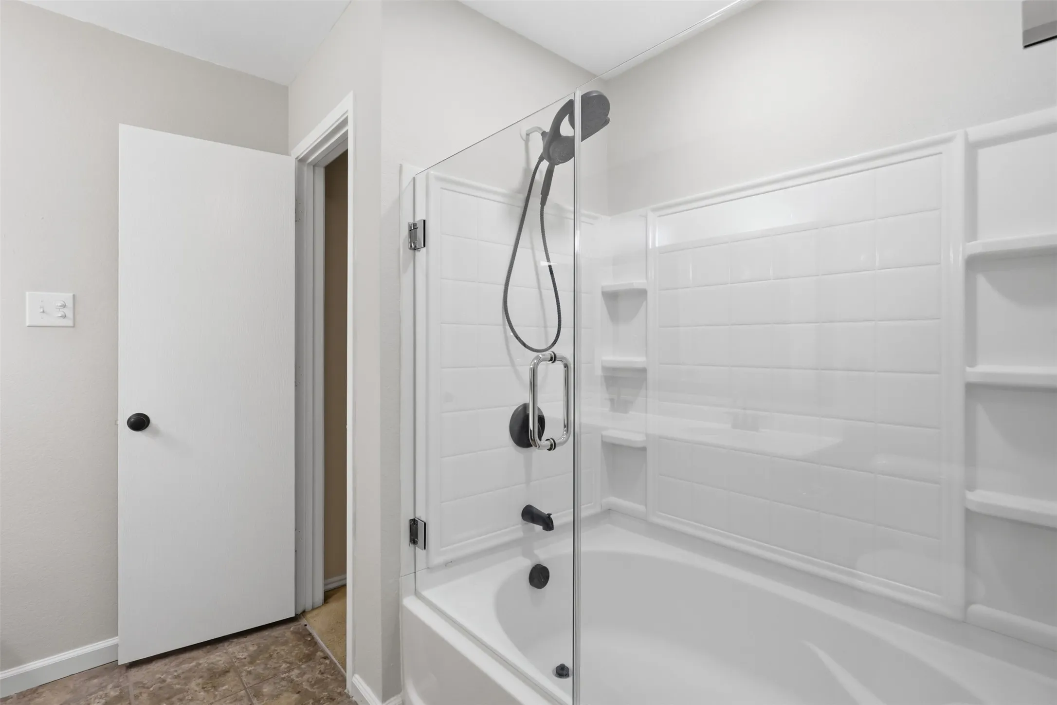 Single Family Residence For Rent in Collin County , 9582 Rosedale Drive, Frisco, Texas 75035, 4 Bedroom, 2 Bathroom, 2 Garage spaces, 2,064 Sqft, built in 2005, mls#21380481, Real Estate Agent in Frisco, Homes For Rent in Collin county, Homes For Rent in Frisco, Realtor in Frisco Texas, Real Estate Brokerage Independent Realty Texas, Luminita Cordes Realtor