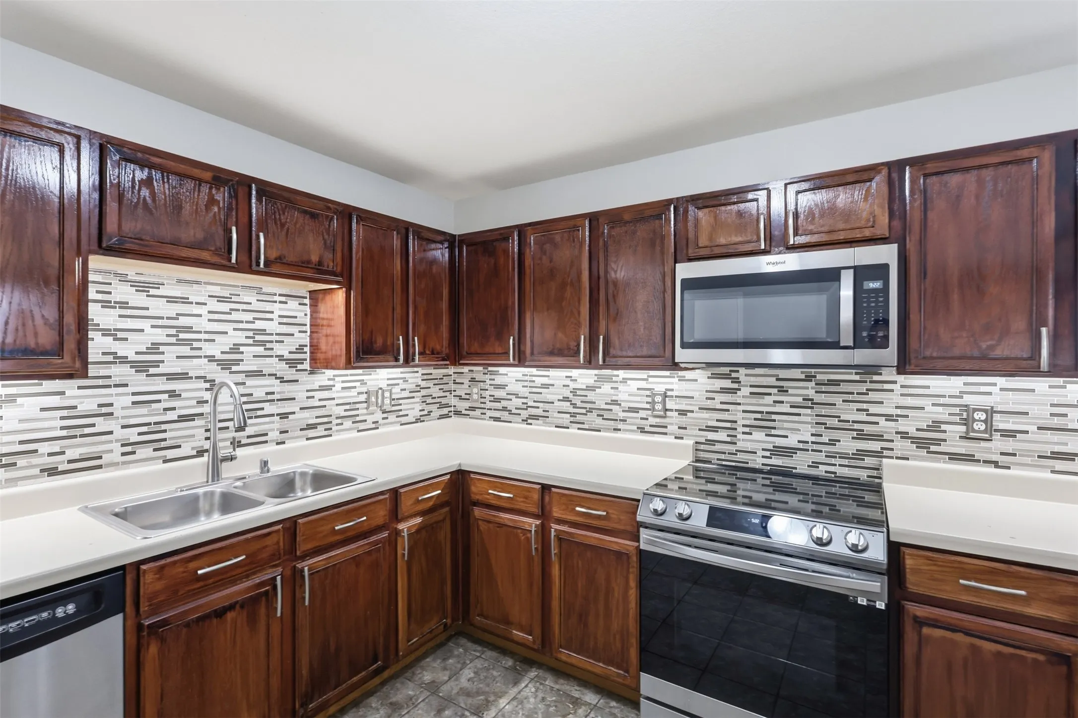 Single Family Residence For Rent in Collin County , 9582 Rosedale Drive, Frisco, Texas 75035, 4 Bedroom, 2 Bathroom, 2 Garage spaces, 2,064 Sqft, built in 2005, mls#21380481, Real Estate Agent in Frisco, Homes For Rent in Collin county, Homes For Rent in Frisco, Realtor in Frisco Texas, Real Estate Brokerage Independent Realty Texas, Luminita Cordes Realtor