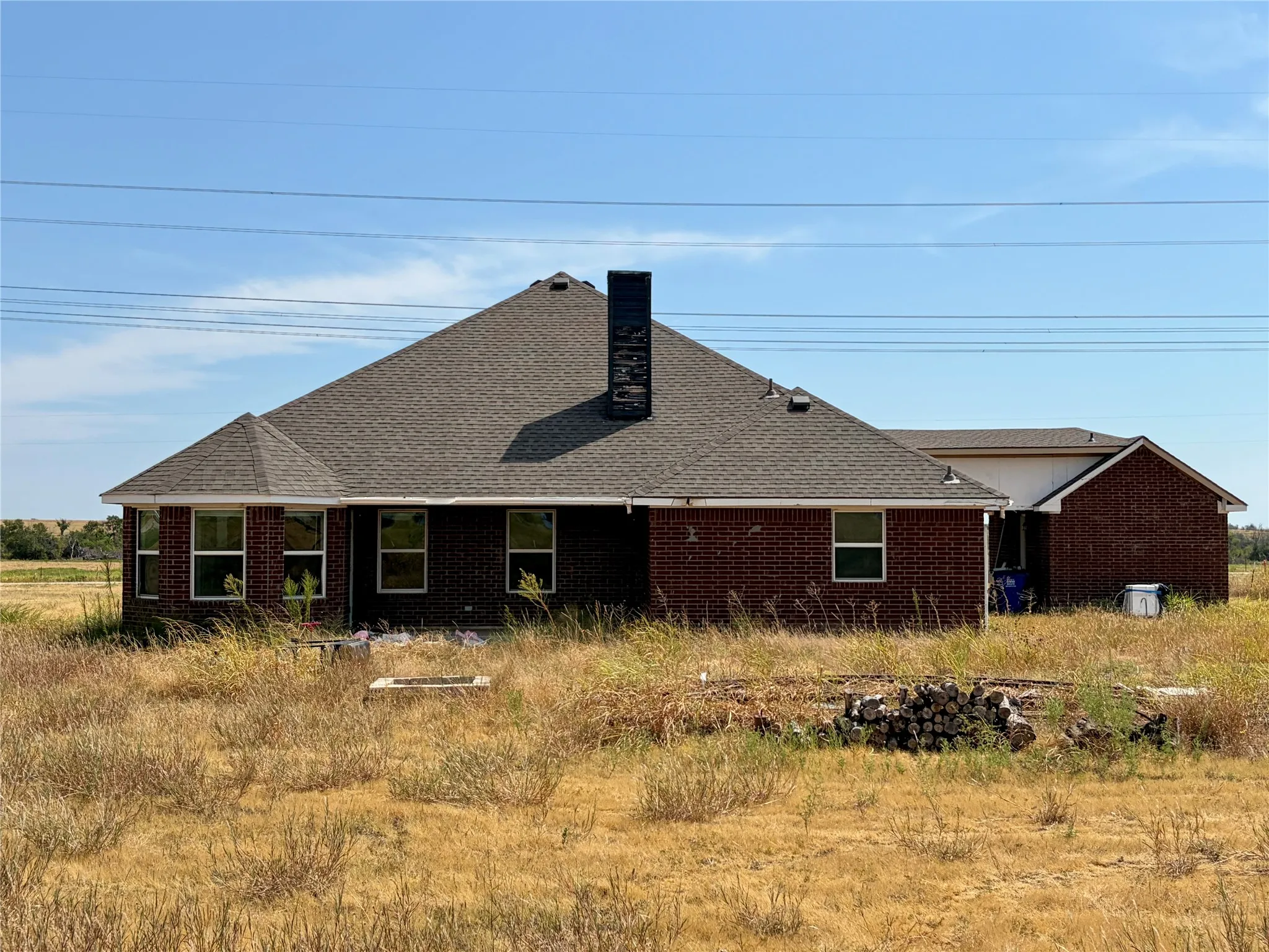 Single Family Residence For Sale in Cooke County , 315 County Road 365, Gainesville, Texas 76240, 4 Bedroom, 4 Bathroom, Garage spaces, 2,380 Sqft, built in 2017, mls#21384250, Real Estate Agent in Gainesville, Homes For Sale in Cooke county, Homes For Sale in Gainesville, Realtor in Gainesville Texas, Real Estate Brokerage Independent Realty Texas, Luminita Cordes Realtor