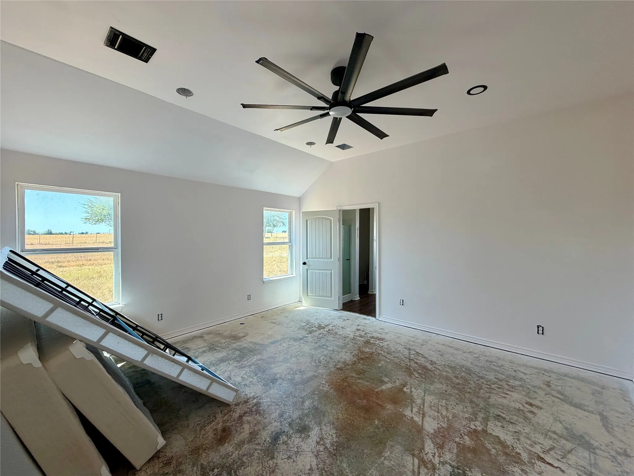 Single Family Residence For Sale in Cooke County , 315 County Road 365, Gainesville, Texas 76240, 4 Bedroom, 4 Bathroom, Garage spaces, 2,380 Sqft, built in 2017, mls#21384250, Real Estate Agent in Gainesville, Homes For Sale in Cooke county, Homes For Sale in Gainesville, Realtor in Gainesville Texas, Real Estate Brokerage Independent Realty Texas, Luminita Cordes Realtor