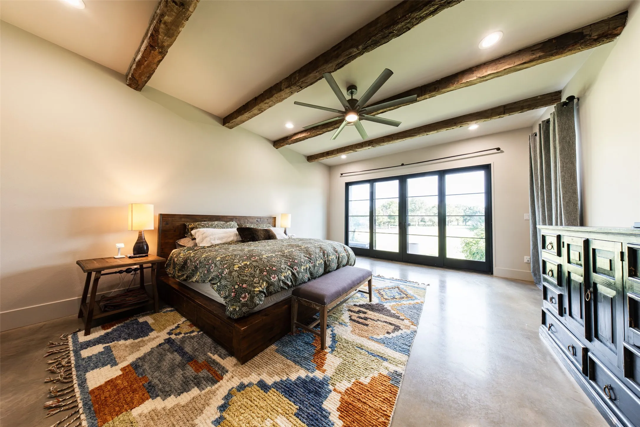 Single Family Residence For Sale in Johnson County , 9050 County Road 519, Alvarado, Texas 76009, 3 Bedroom, 3 Bathroom, 2 Garage spaces, 4,171 Sqft, built in 2022, mls#21384451, Real Estate Agent in Alvarado, Homes For Sale in Johnson county, Homes For Sale in Alvarado, Realtor in Alvarado Texas, Real Estate Brokerage Independent Realty Texas, Luminita Cordes Realtor