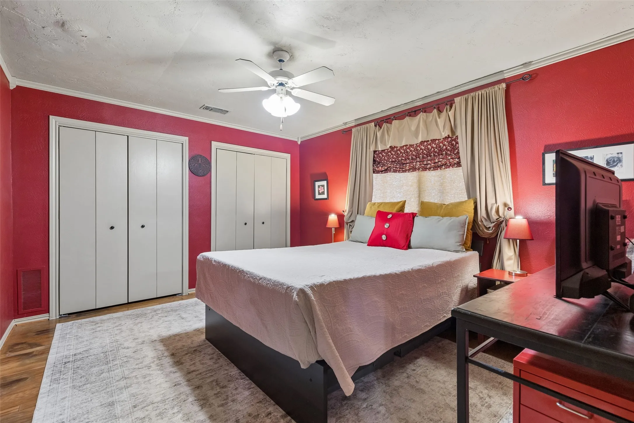 Single Family Residence For Sale in Dallas County , 13121 Halwin Circle, Dallas, Texas 75243, 3 Bedroom, 3 Bathroom, 2 Garage spaces, 2,581 Sqft, built in 1978, mls#21381118, Real Estate Agent in Dallas, Homes For Sale in Dallas county, Homes For Sale in Dallas, Realtor in Dallas Texas, Real Estate Brokerage Independent Realty Texas, Luminita Cordes Realtor