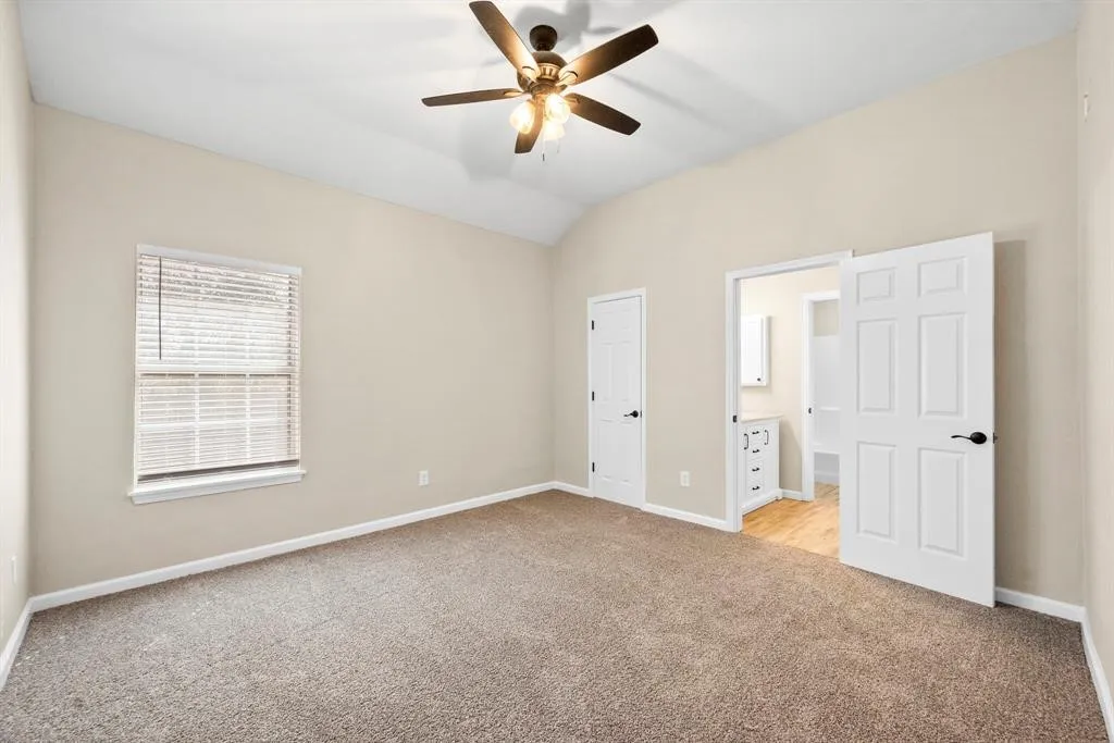 Single Family Residence For Sale in Tarrant County , 894 Tate Street, Mansfield, Texas 76063, 4 Bedroom, 4 Bathroom, 2 Garage spaces, 3,096 Sqft, built in 2002, mls#21384425, Real Estate Agent in Mansfield, Homes For Sale in Tarrant county, Homes For Sale in Mansfield, Realtor in Mansfield Texas, Real Estate Brokerage Independent Realty Texas, Luminita Cordes Realtor