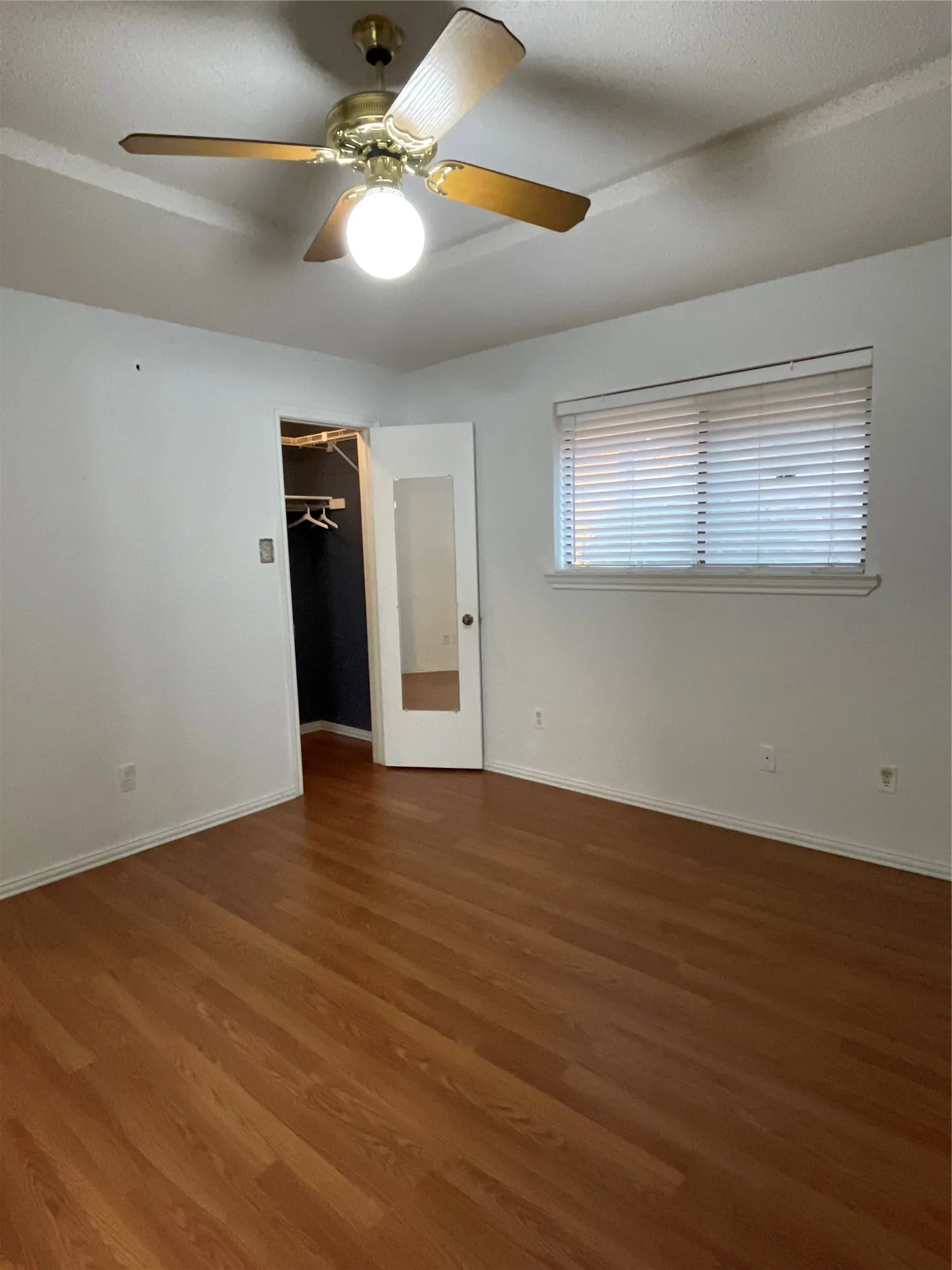 Single Family Residence For Rent in Dallas County , 2000 Ann Avenue, Carrollton, Texas 75006, 3 Bedroom, 2 Bathroom, Garage spaces, 1,538 Sqft, built in 1984, mls#21384471, Real Estate Agent in Carrollton, Homes For Rent in Dallas county, Homes For Rent in Carrollton, Realtor in Carrollton Texas, Real Estate Brokerage Independent Realty Texas, Luminita Cordes Realtor