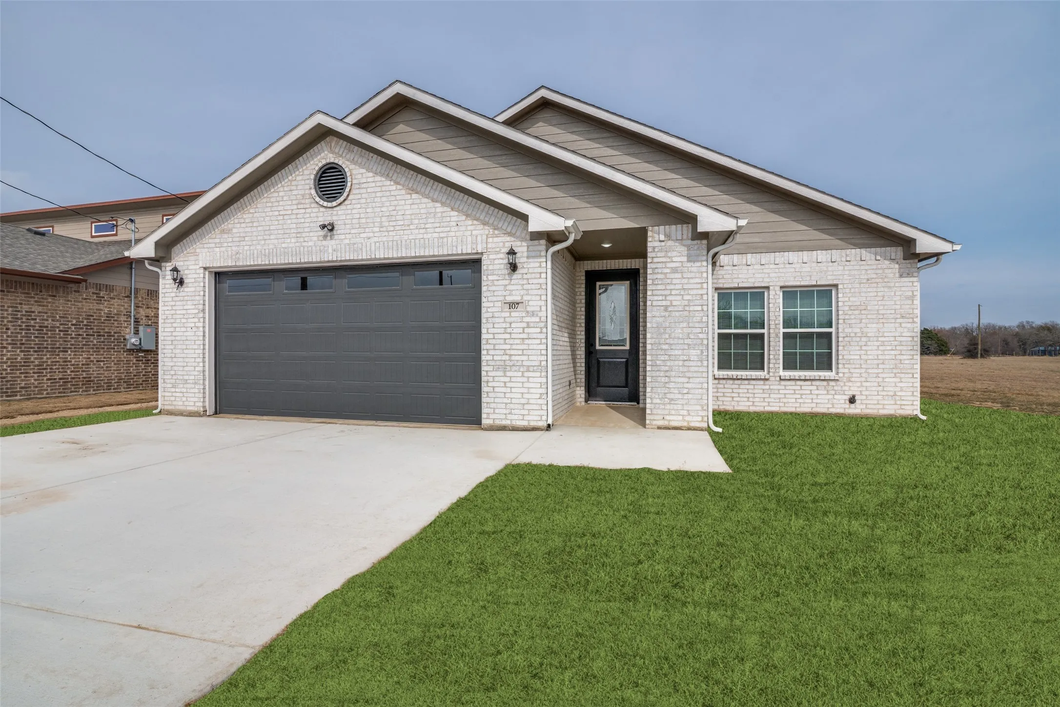 Single Family Residence For Sale in Henderson County , 107 Scenic Road, Trinidad, Texas 75163, 3 Bedroom, 2 Bathroom, 2 Garage spaces, 1,751 Sqft, built in 2026, mls#21384483, Real Estate Agent in Trinidad, Homes For Sale in Henderson county, Homes For Sale in Trinidad, Realtor in Trinidad Texas, Real Estate Brokerage Independent Realty Texas, Luminita Cordes Realtor