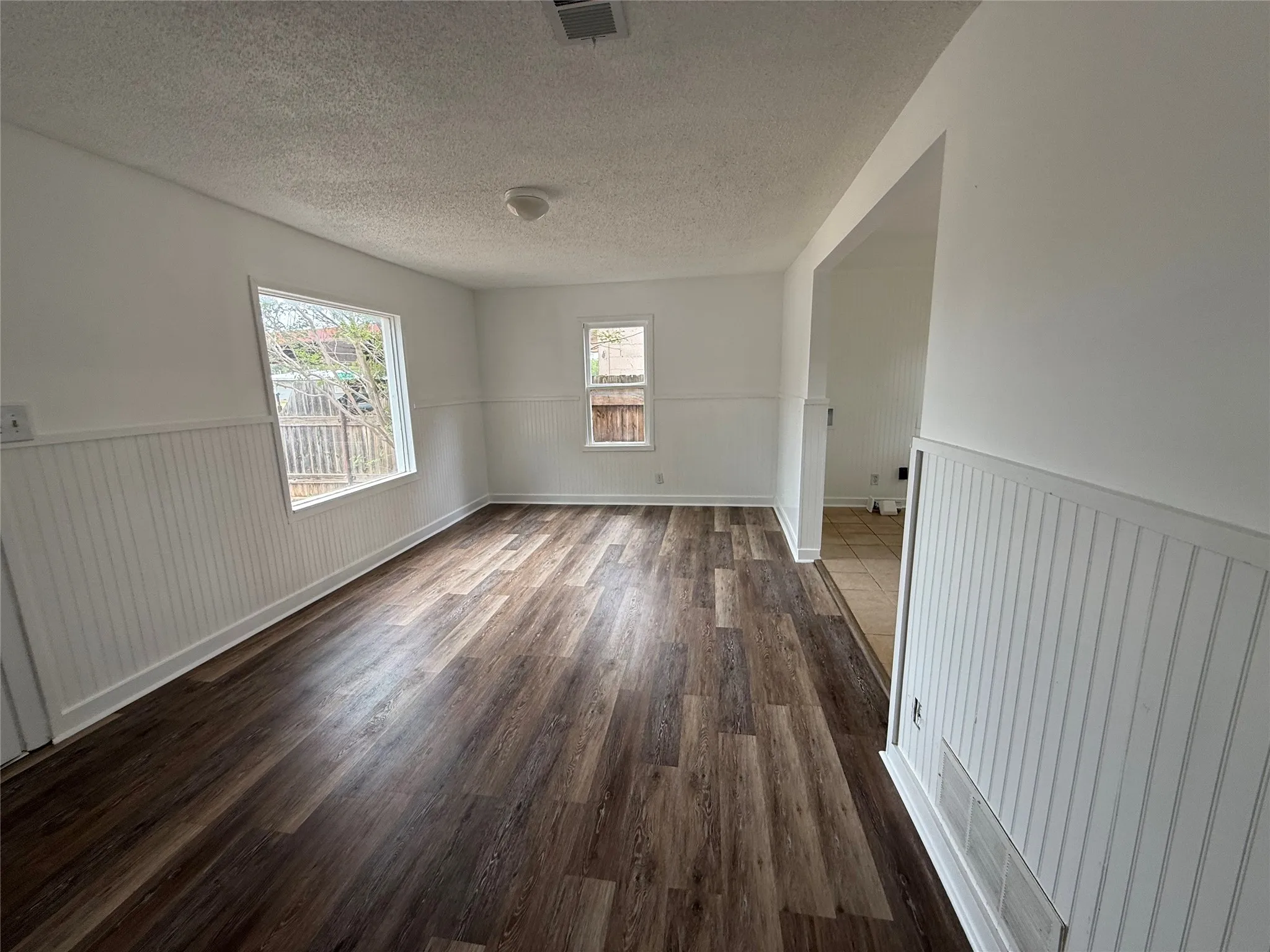 Single Family Residence For Rent in Taylor County , 703 Ash Street, Merkel, Texas 79601, 2 Bedroom, 1 Bathroom, Garage spaces, 720 Sqft, built in 1940, mls#21384484, Real Estate Agent in Merkel, Homes For Rent in Taylor county, Homes For Rent in Merkel, Realtor in Merkel Texas, Real Estate Brokerage Independent Realty Texas, Luminita Cordes Realtor