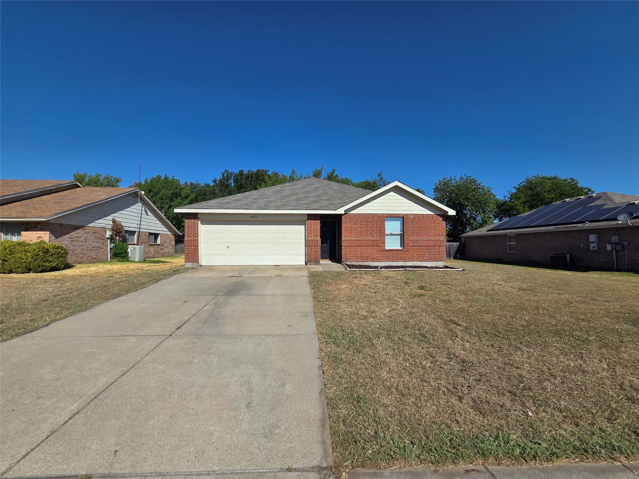 Single Family Residence For Rent in Kaufman County , 1803 Northridge Drive, Terrell, Texas 75160, 4 Bedroom, 2 Bathroom, 2 Garage spaces, 1,744 Sqft, built in 2006, mls#21384399, Real Estate Agent in Terrell, Homes For Rent in Kaufman county, Homes For Rent in Terrell, Realtor in Terrell Texas, Real Estate Brokerage Independent Realty Texas, Luminita Cordes Realtor