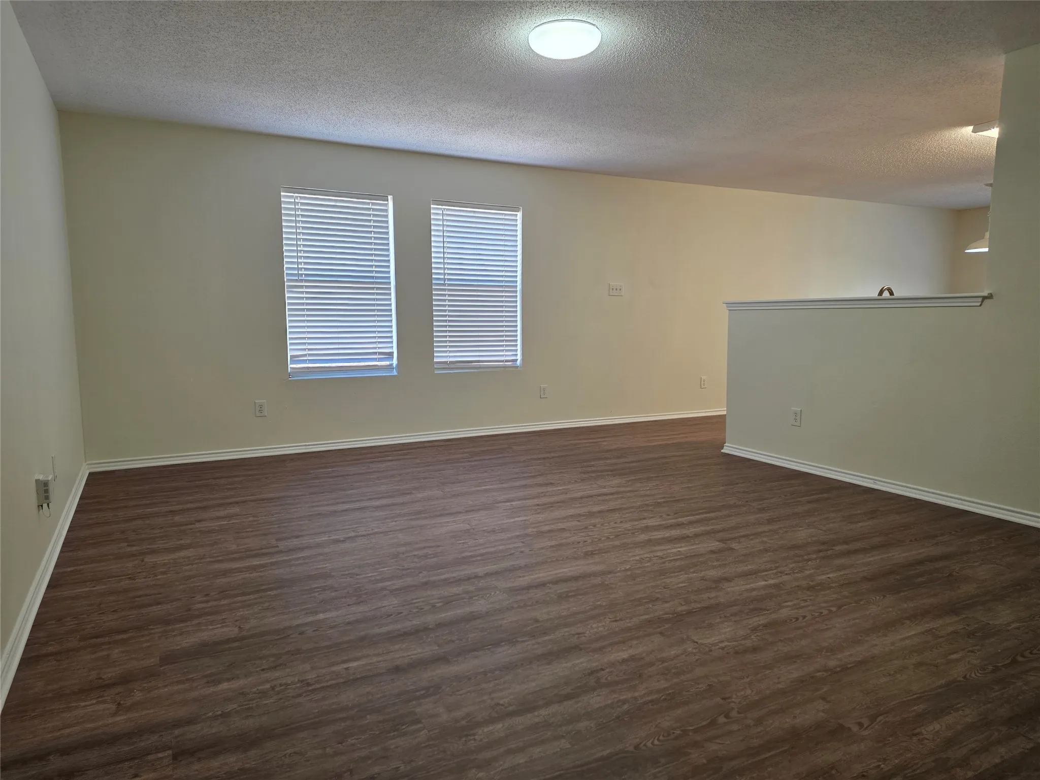 Single Family Residence For Rent in Kaufman County , 1803 Northridge Drive, Terrell, Texas 75160, 4 Bedroom, 2 Bathroom, 2 Garage spaces, 1,744 Sqft, built in 2006, mls#21384399, Real Estate Agent in Terrell, Homes For Rent in Kaufman county, Homes For Rent in Terrell, Realtor in Terrell Texas, Real Estate Brokerage Independent Realty Texas, Luminita Cordes Realtor