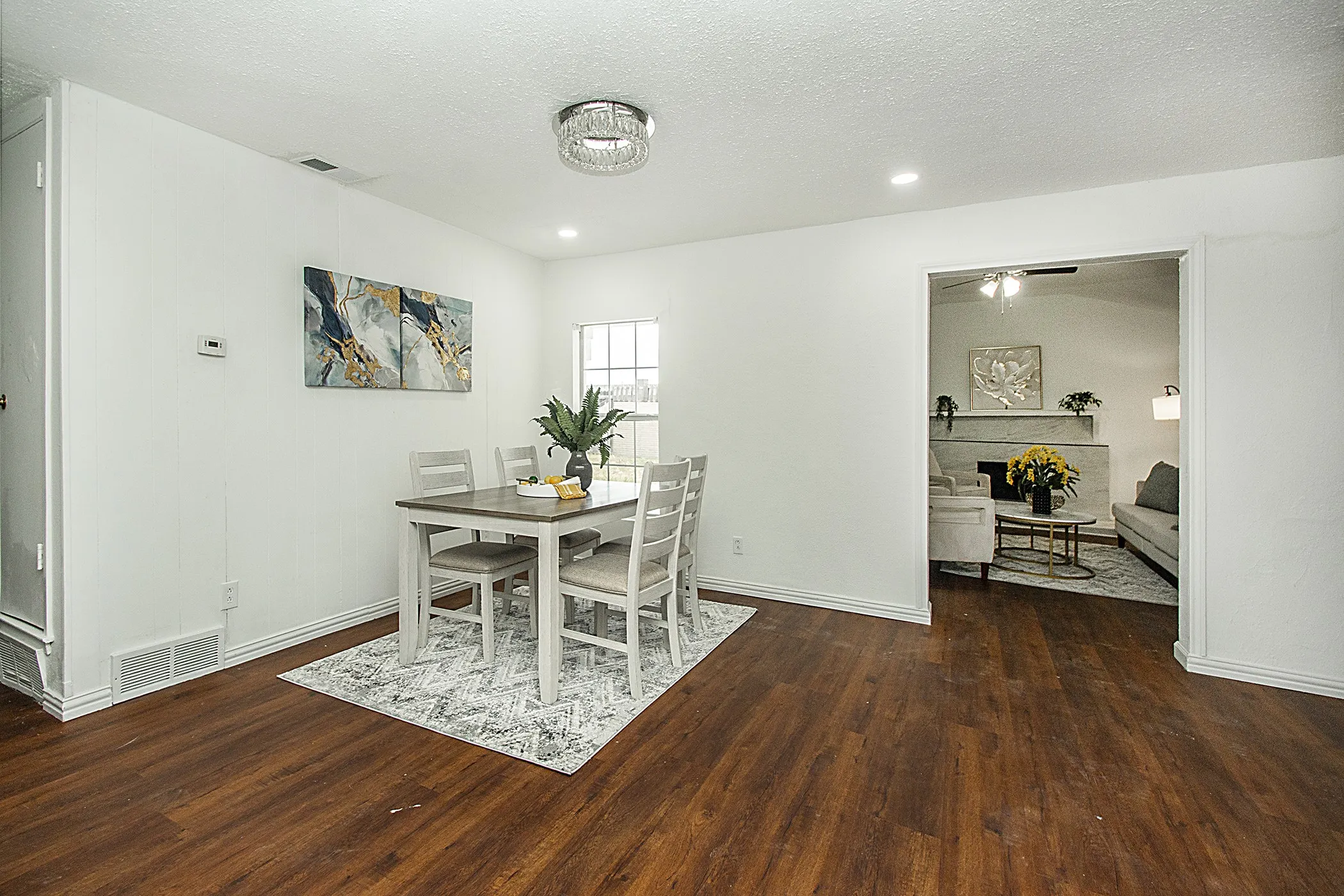 Single Family Residence For Sale in Dallas County , 1113 Trellis Drive, Garland, Texas 75040, 4 Bedroom, 2 Bathroom, 1 Garage spaces, 1,204 Sqft, built in 1963, mls#21384487, Real Estate Agent in Garland, Homes For Sale in Dallas county, Homes For Sale in Garland, Realtor in Garland Texas, Real Estate Brokerage Independent Realty Texas, Luminita Cordes Realtor