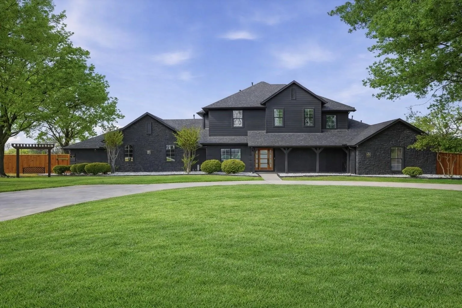 Single Family Residence For Sale in Collin County , 3367 Preston Hills Circle, Celina, Texas 75078, 4 Bedroom, 4 Bathroom, 3 Garage spaces, 4,447 Sqft, built in 1988, mls#21383901, Real Estate Agent in Celina, Homes For Sale in Collin county, Homes For Sale in Celina, Realtor in Celina Texas, Real Estate Brokerage Independent Realty Texas, Luminita Cordes Realtor