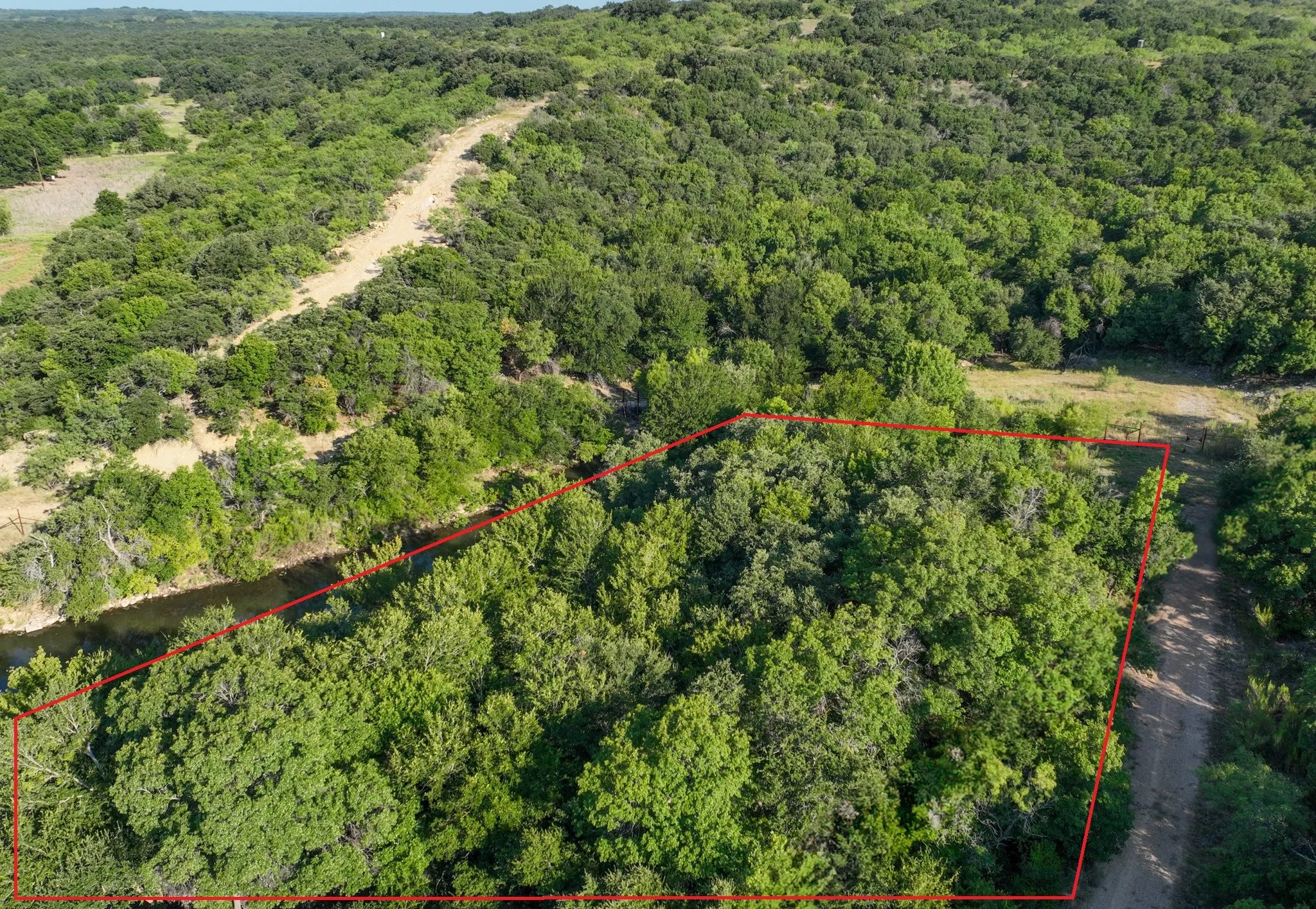 Foliage and Water levels are not guaranteed and may vary with drought and weather conditions.Lot lines are estimates.