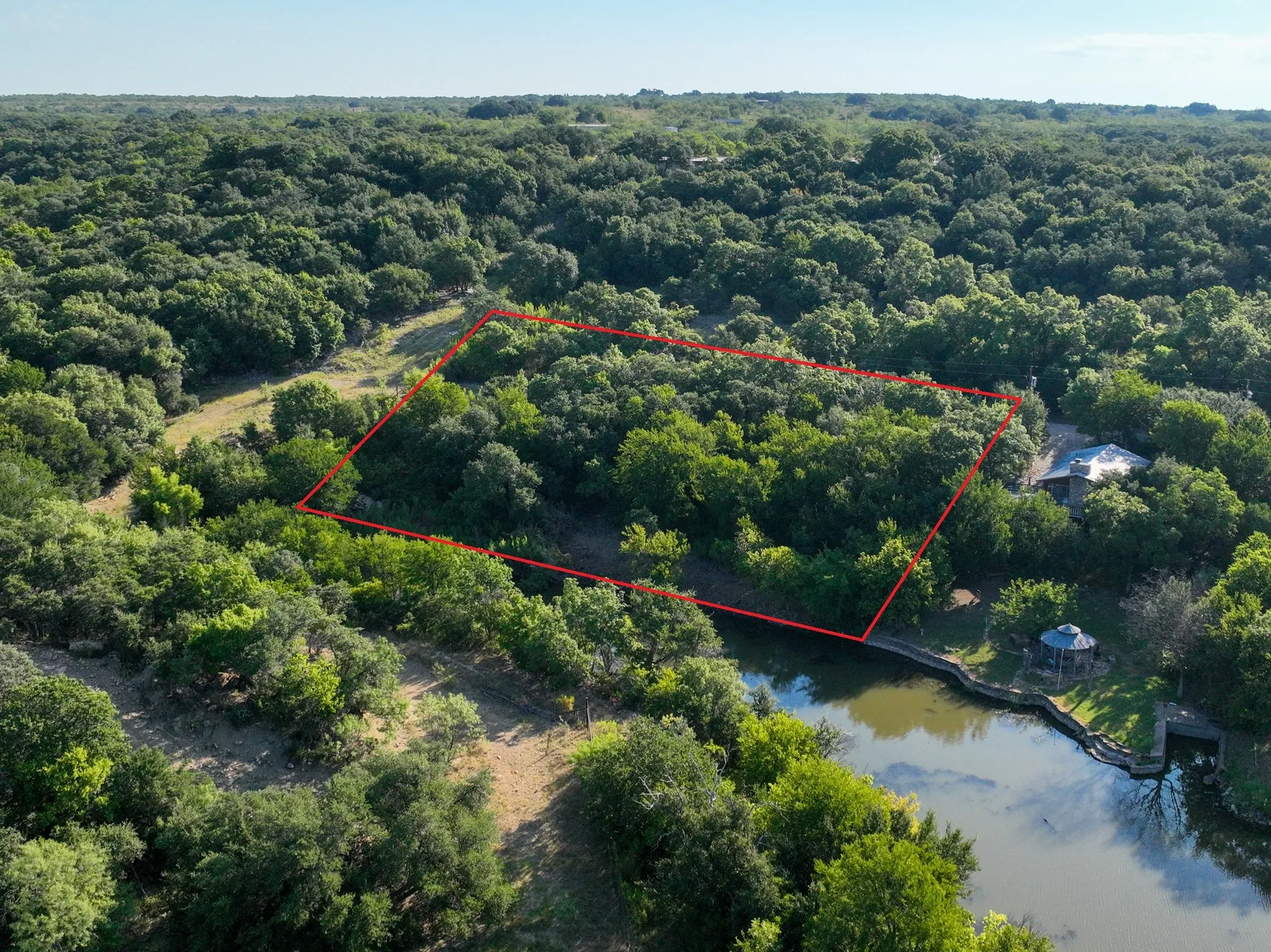 Foliage and Water levels are not guaranteed and may vary with drought and weather conditions. Lot lines are estimates.