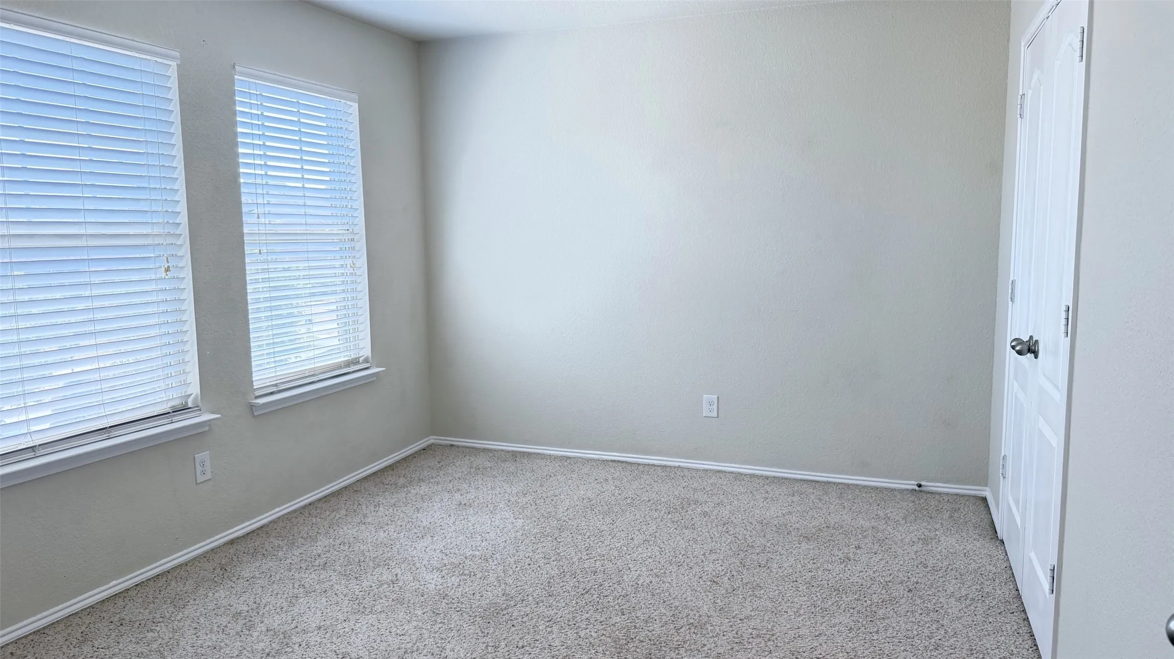 Single Family Residence For Rent in Denton County , 1049 Marietta Lane, Aubrey, Texas 76227, 4 Bedroom, 3 Bathroom, 2 Garage spaces, 2,058 Sqft, built in 2015, mls#21384460, Real Estate Agent in Aubrey, Homes For Rent in Denton county, Homes For Rent in Aubrey, Realtor in Aubrey Texas, Real Estate Brokerage Independent Realty Texas, Luminita Cordes Realtor