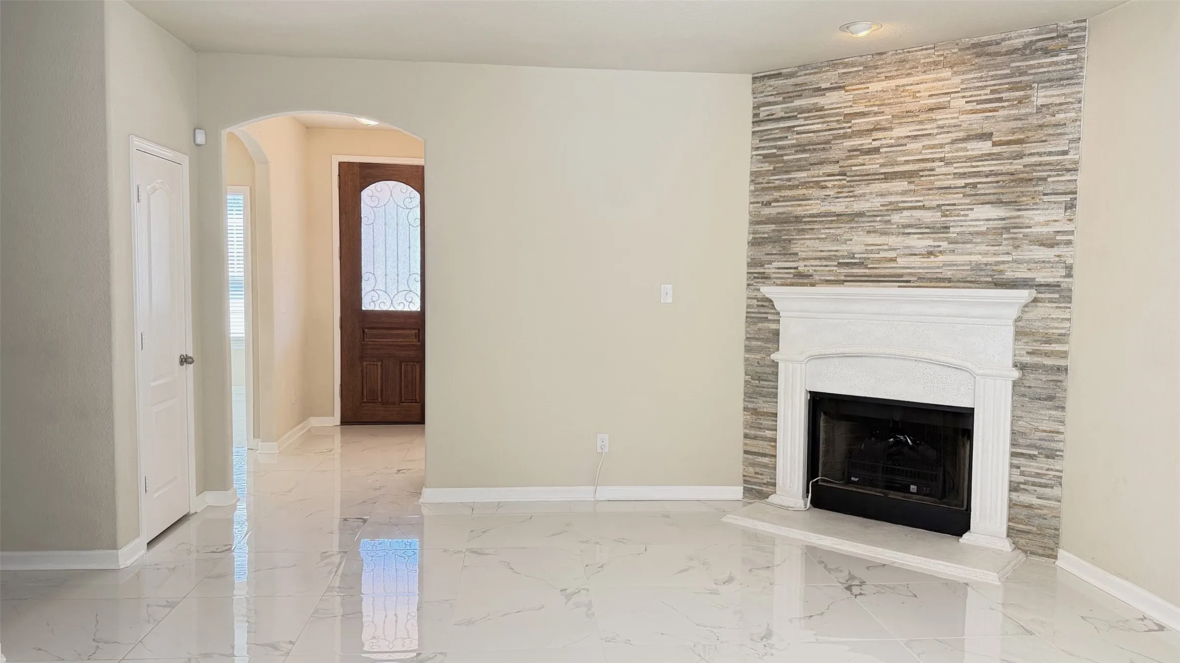 Single Family Residence For Rent in Denton County , 1049 Marietta Lane, Aubrey, Texas 76227, 4 Bedroom, 3 Bathroom, 2 Garage spaces, 2,058 Sqft, built in 2015, mls#21384460, Real Estate Agent in Aubrey, Homes For Rent in Denton county, Homes For Rent in Aubrey, Realtor in Aubrey Texas, Real Estate Brokerage Independent Realty Texas, Luminita Cordes Realtor