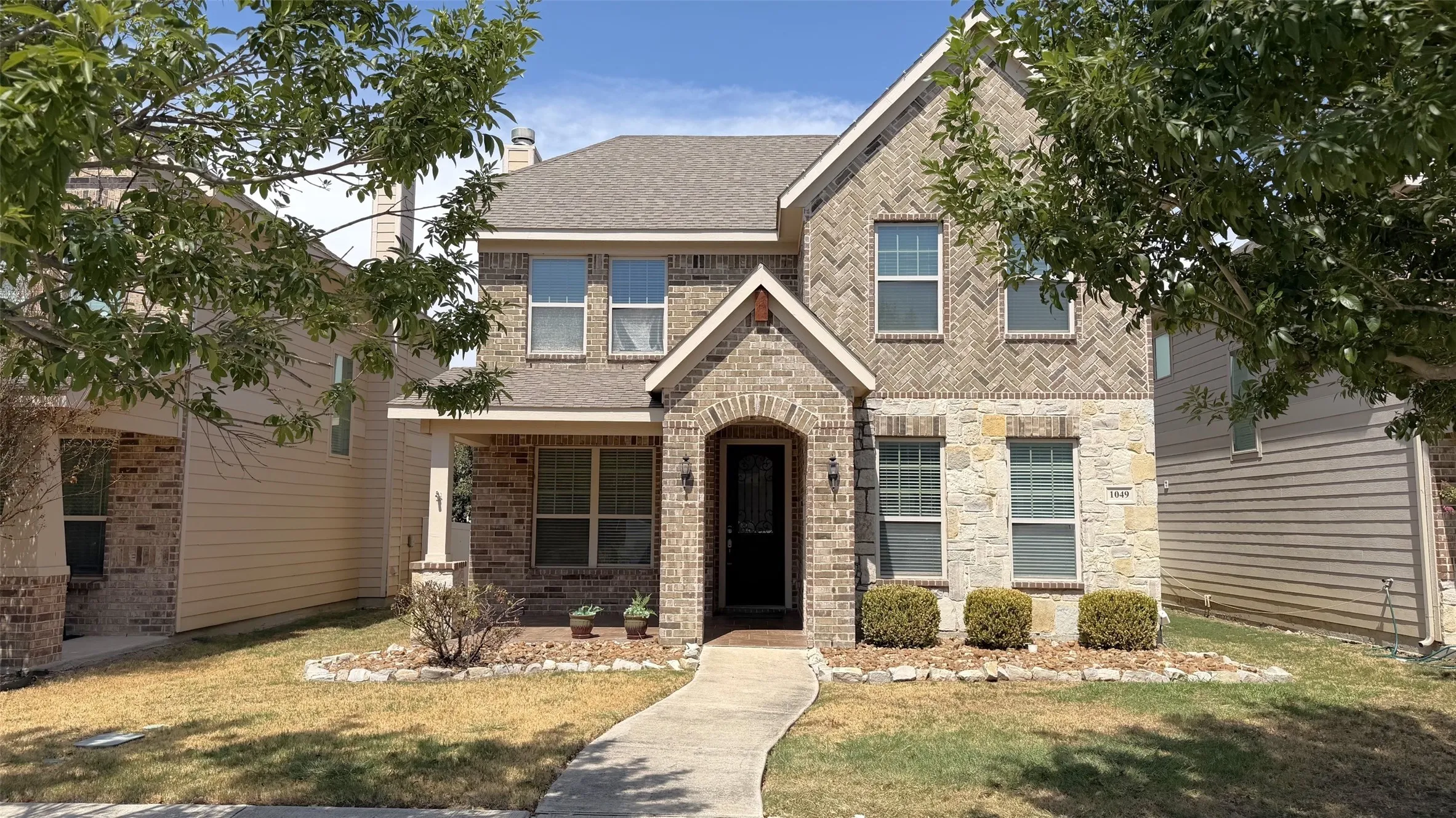 Single Family Residence For Rent in Denton County , 1049 Marietta Lane, Aubrey, Texas 76227, 4 Bedroom, 3 Bathroom, 2 Garage spaces, 2,058 Sqft, built in 2015, mls#21384460, Real Estate Agent in Aubrey, Homes For Rent in Denton county, Homes For Rent in Aubrey, Realtor in Aubrey Texas, Real Estate Brokerage Independent Realty Texas, Luminita Cordes Realtor