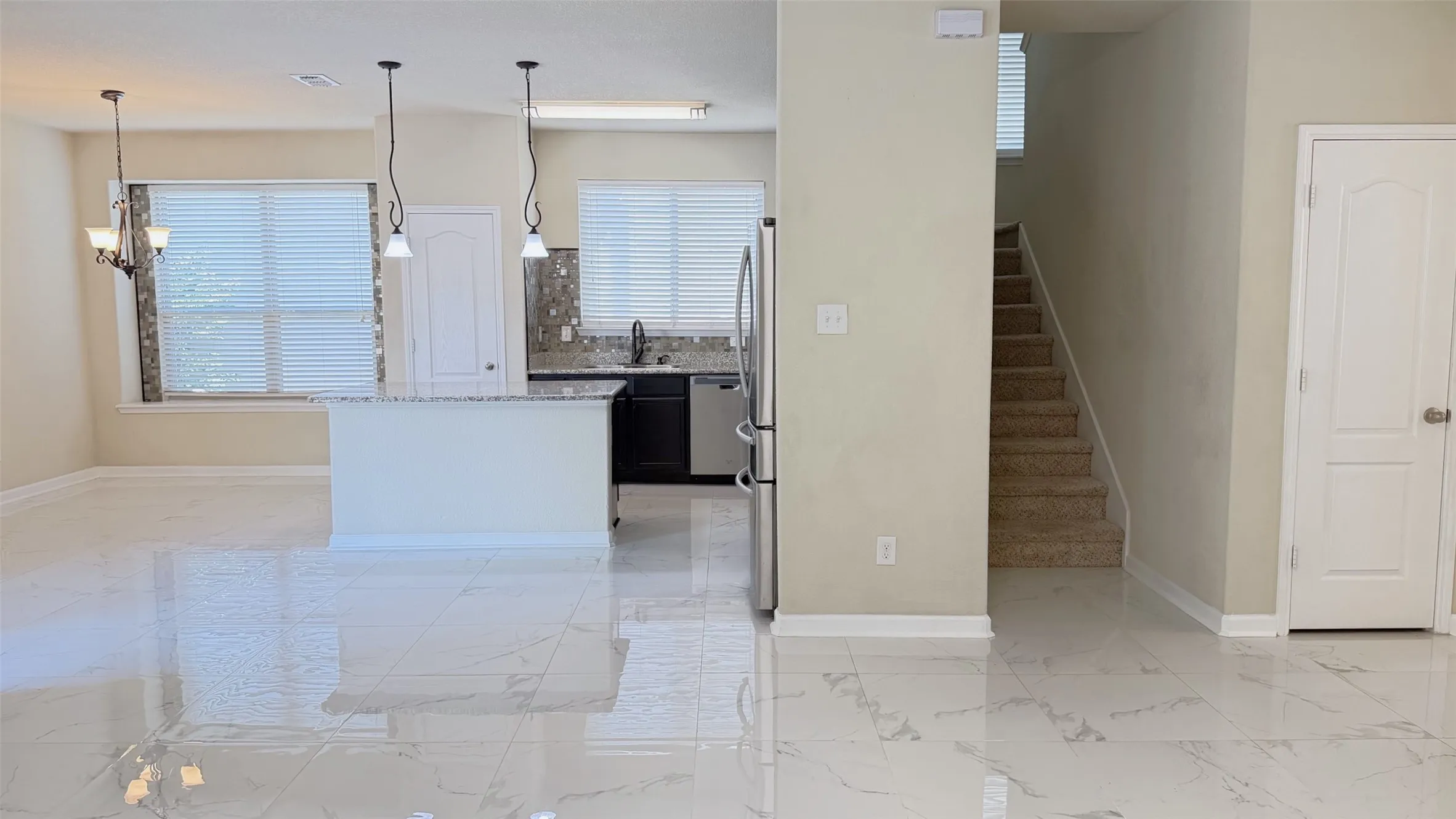 Single Family Residence For Rent in Denton County , 1049 Marietta Lane, Aubrey, Texas 76227, 4 Bedroom, 3 Bathroom, 2 Garage spaces, 2,058 Sqft, built in 2015, mls#21384460, Real Estate Agent in Aubrey, Homes For Rent in Denton county, Homes For Rent in Aubrey, Realtor in Aubrey Texas, Real Estate Brokerage Independent Realty Texas, Luminita Cordes Realtor