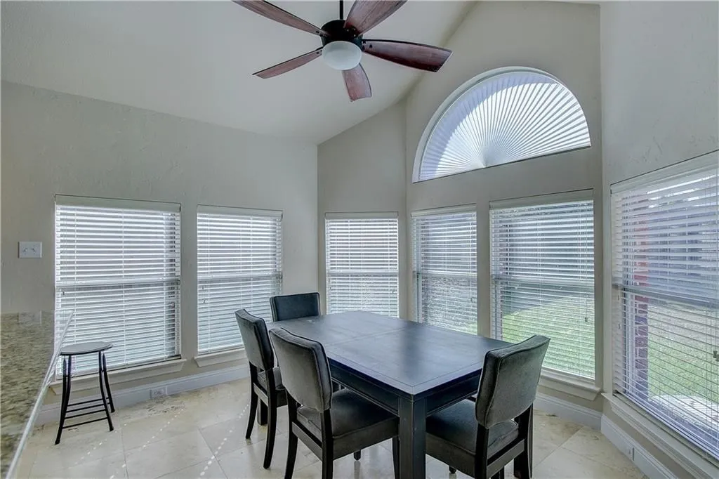 Single Family Residence For Rent in Dallas County , 6917 Shady View Court, Sachse, Texas 75048, 5 Bedroom, 4 Bathroom, Garage spaces, 3,349 Sqft, built in 2007, mls#21384493, Real Estate Agent in Sachse, Homes For Rent in Dallas county, Homes For Rent in Sachse, Realtor in Sachse Texas, Real Estate Brokerage Independent Realty Texas, Luminita Cordes Realtor