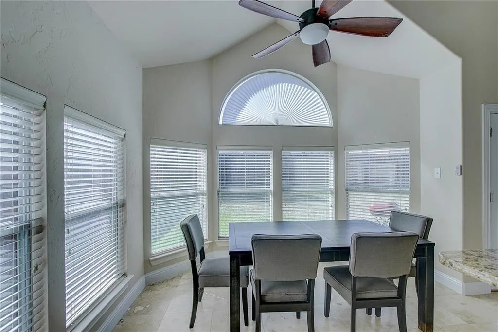 Single Family Residence For Rent in Dallas County , 6917 Shady View Court, Sachse, Texas 75048, 5 Bedroom, 4 Bathroom, Garage spaces, 3,349 Sqft, built in 2007, mls#21384493, Real Estate Agent in Sachse, Homes For Rent in Dallas county, Homes For Rent in Sachse, Realtor in Sachse Texas, Real Estate Brokerage Independent Realty Texas, Luminita Cordes Realtor