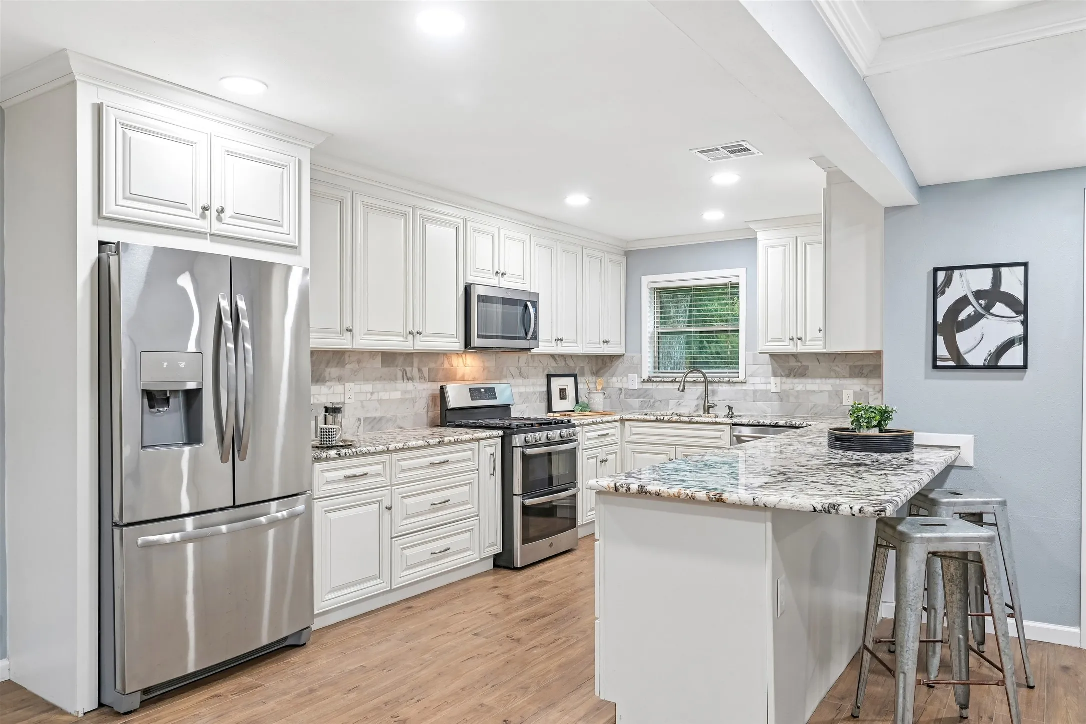 Single Family Residence For Sale in Dallas County , 3438 Princeton Drive, Irving, Texas 75062, 3 Bedroom, 2 Bathroom, 1 Garage spaces, 1,700 Sqft, built in 1957, mls#21376232, Real Estate Agent in Irving, Homes For Sale in Dallas county, Homes For Sale in Irving, Realtor in Irving Texas, Real Estate Brokerage Independent Realty Texas, Luminita Cordes Realtor