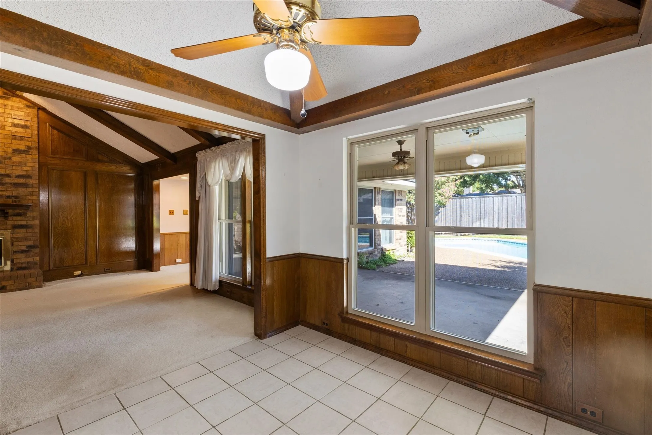Single Family Residence For Sale in Collin County , 1617 Danube Lane, Plano, Texas 75075, 3 Bedroom, 2 Bathroom, 2 Garage spaces, 2,107 Sqft, built in 1981, mls#21379425, Real Estate Agent in Plano, Homes For Sale in Collin county, Homes For Sale in Plano, Realtor in Plano Texas, Real Estate Brokerage Independent Realty Texas, Luminita Cordes Realtor