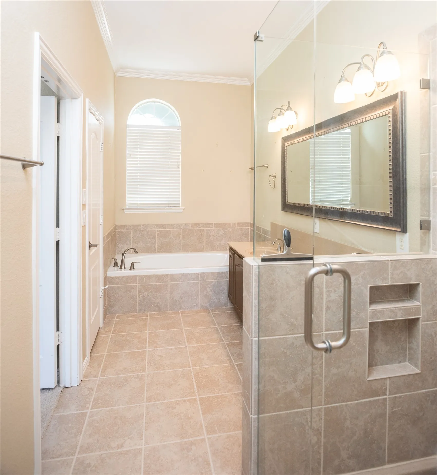 Single Family Residence For Rent in Collin County , 742 Yellowstone Drive, Allen, Texas 75002, 4 Bedroom, 2 Bathroom, 2 Garage spaces, 2,395 Sqft, built in 1998, mls#21384443, Real Estate Agent in Allen, Homes For Rent in Collin county, Homes For Rent in Allen, Realtor in Allen Texas, Real Estate Brokerage Independent Realty Texas, Luminita Cordes Realtor