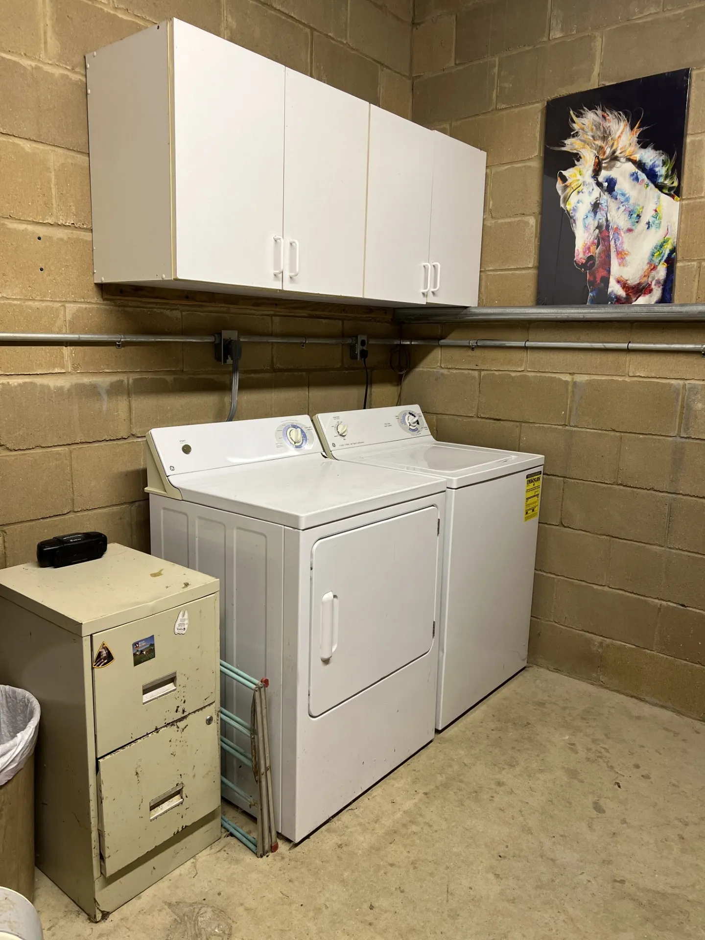 Single Family Residence For Rent in Van Zandt County , 1976 Vz County Road 3507, Edgewood, Texas 75117, 1 Bedroom, 1 Bathroom, Garage spaces, 576 Sqft, built in 2007, mls#21382360, Real Estate Agent in Edgewood, Homes For Rent in Van Zandt county, Homes For Rent in Edgewood, Realtor in Edgewood Texas, Real Estate Brokerage Independent Realty Texas, Luminita Cordes Realtor