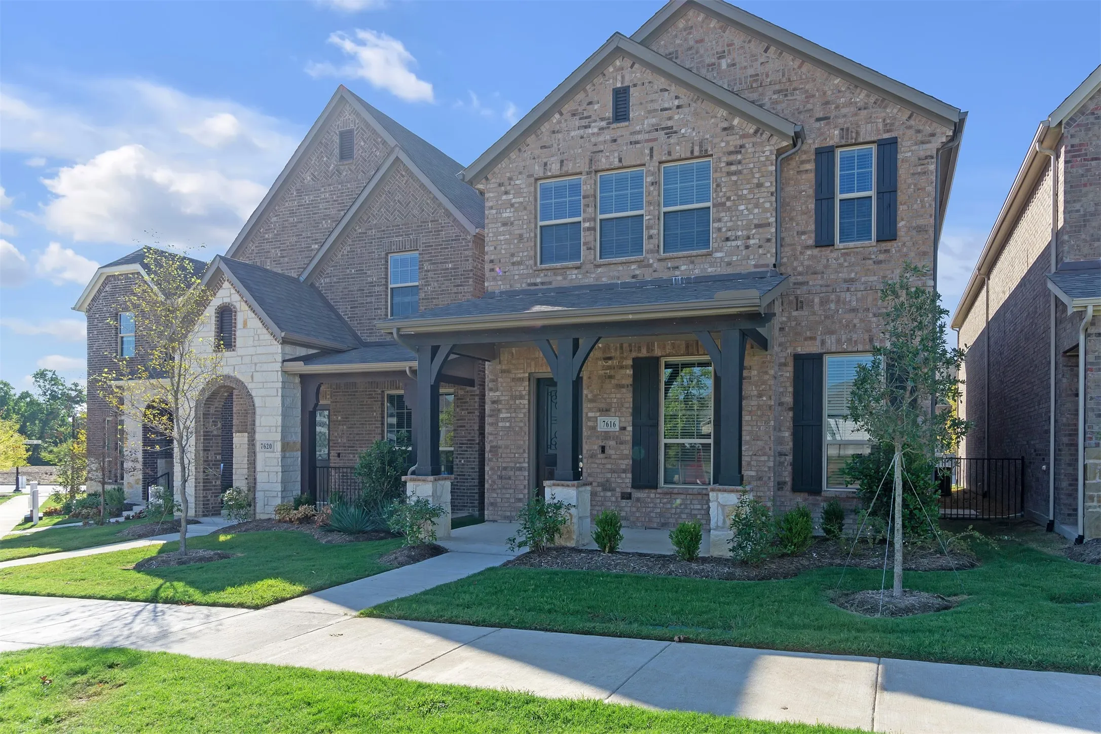 Single Family Residence For Rent in Dallas County , 7616 Redondo Drive, Rowlett, Texas 75088, 3 Bedroom, 3 Bathroom, 2 Garage spaces, 2,297 Sqft, built in 2019, mls#21383173, Real Estate Agent in Rowlett, Homes For Rent in Dallas county, Homes For Rent in Rowlett, Realtor in Rowlett Texas, Real Estate Brokerage Independent Realty Texas, Luminita Cordes Realtor