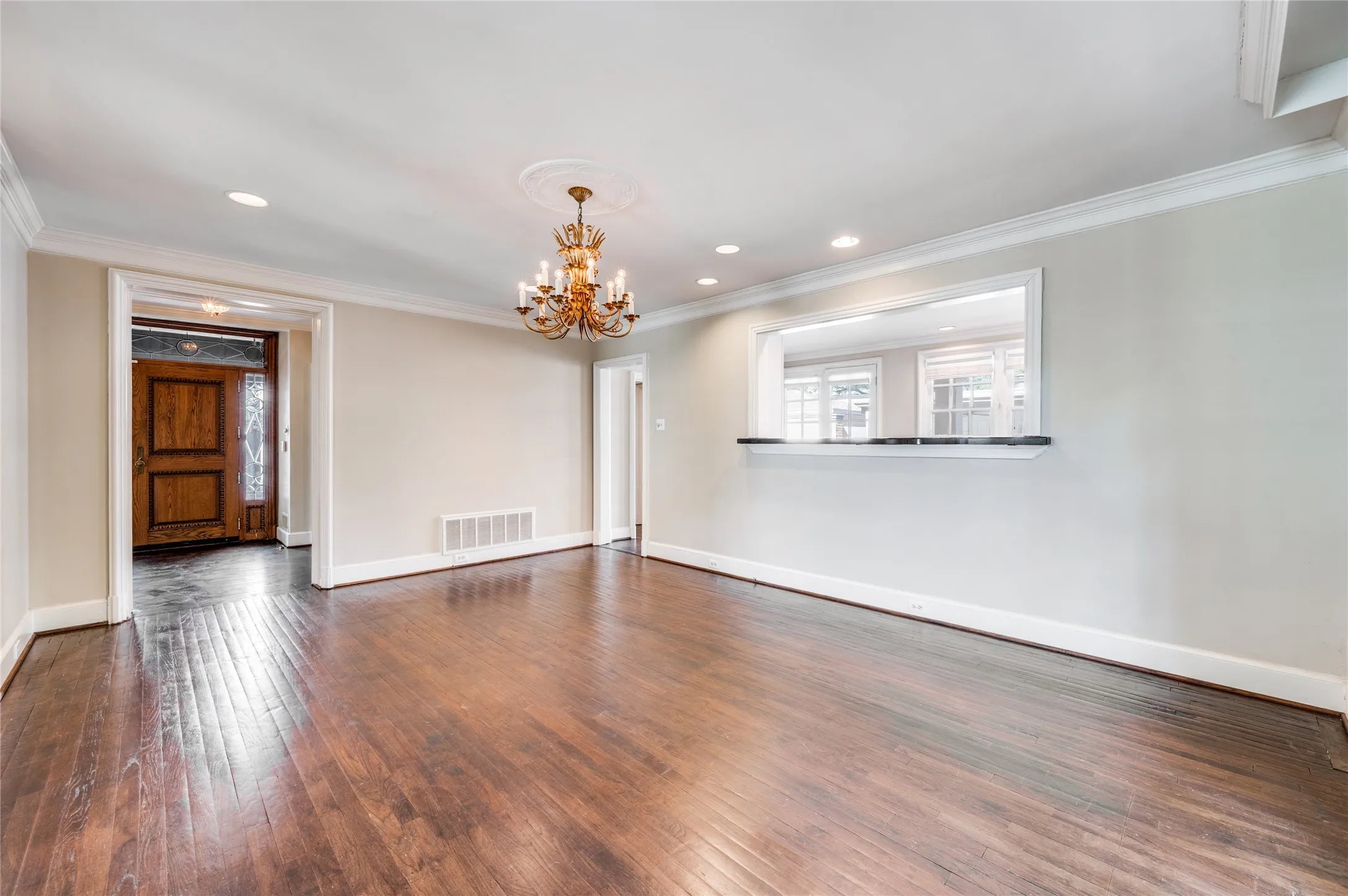 Duplex For Rent in Dallas County , 4520 Westway Avenue, Highland Park, Texas 75205, 2 Bedroom, 3 Bathroom, 2 Garage spaces, 2,700 Sqft, built in 1981, mls#21384505, Real Estate Agent in Highland Park, Homes For Rent in Dallas county, Homes For Rent in Highland Park, Realtor in Highland Park Texas, Real Estate Brokerage Independent Realty Texas, Luminita Cordes Realtor