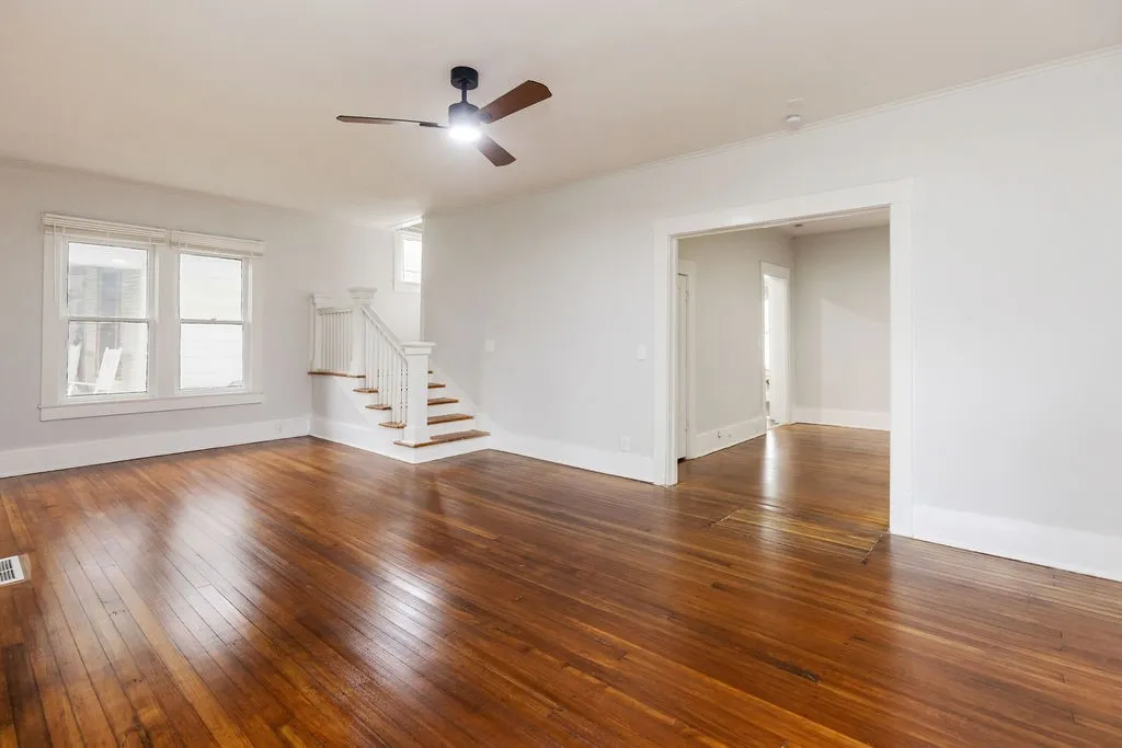 Single Family Residence For Rent in Grayson County , 1025 W Walker Street, Denison, Texas 75020, 3 Bedroom, 2 Bathroom, Garage spaces, 1,864 Sqft, built in 1936, mls#21384511, Real Estate Agent in Denison, Homes For Rent in Grayson county, Homes For Rent in Denison, Realtor in Denison Texas, Real Estate Brokerage Independent Realty Texas, Luminita Cordes Realtor