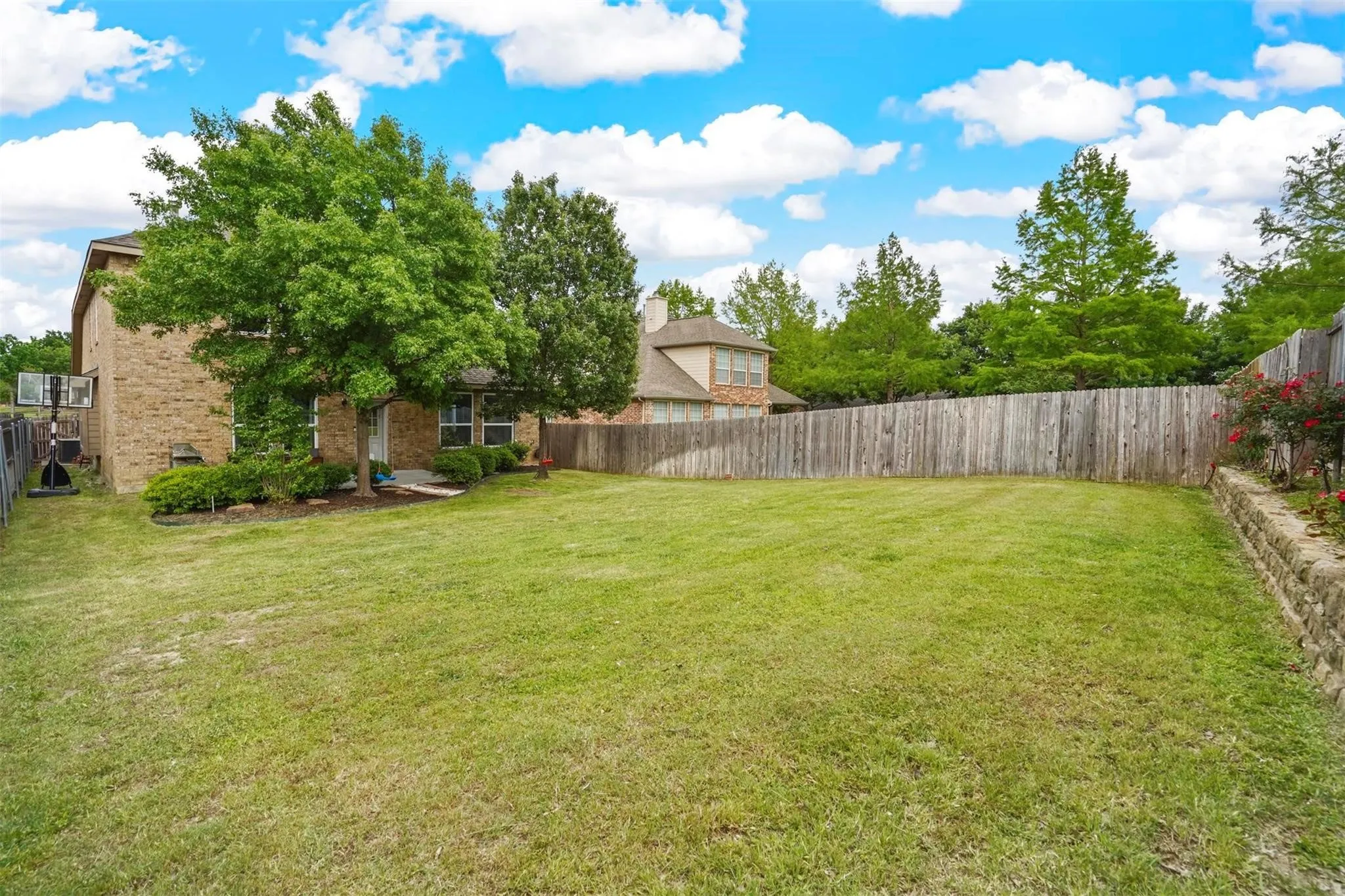 Single Family Residence For Sale in Tarrant County , 4924 Obrien Way, Fort Worth, Texas 76244, 3 Bedroom, 3 Bathroom, 2 Garage spaces, 2,798 Sqft, built in 2005, mls#21383447, Real Estate Agent in Fort Worth, Homes For Sale in Tarrant county, Homes For Sale in Fort Worth, Realtor in Fort Worth Texas, Real Estate Brokerage Independent Realty Texas, Luminita Cordes Realtor