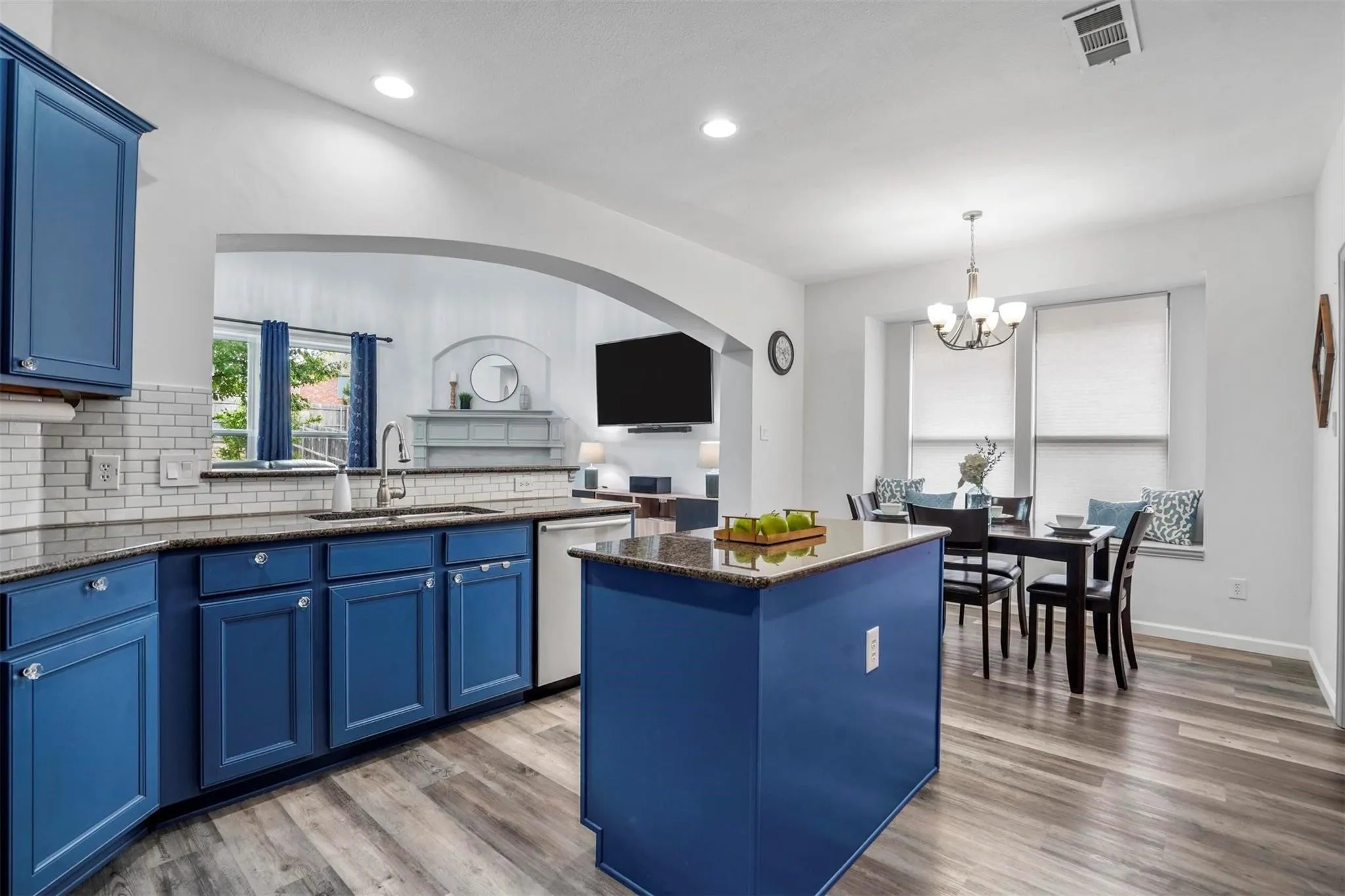 Single Family Residence For Sale in Tarrant County , 4924 Obrien Way, Fort Worth, Texas 76244, 3 Bedroom, 3 Bathroom, 2 Garage spaces, 2,798 Sqft, built in 2005, mls#21383447, Real Estate Agent in Fort Worth, Homes For Sale in Tarrant county, Homes For Sale in Fort Worth, Realtor in Fort Worth Texas, Real Estate Brokerage Independent Realty Texas, Luminita Cordes Realtor