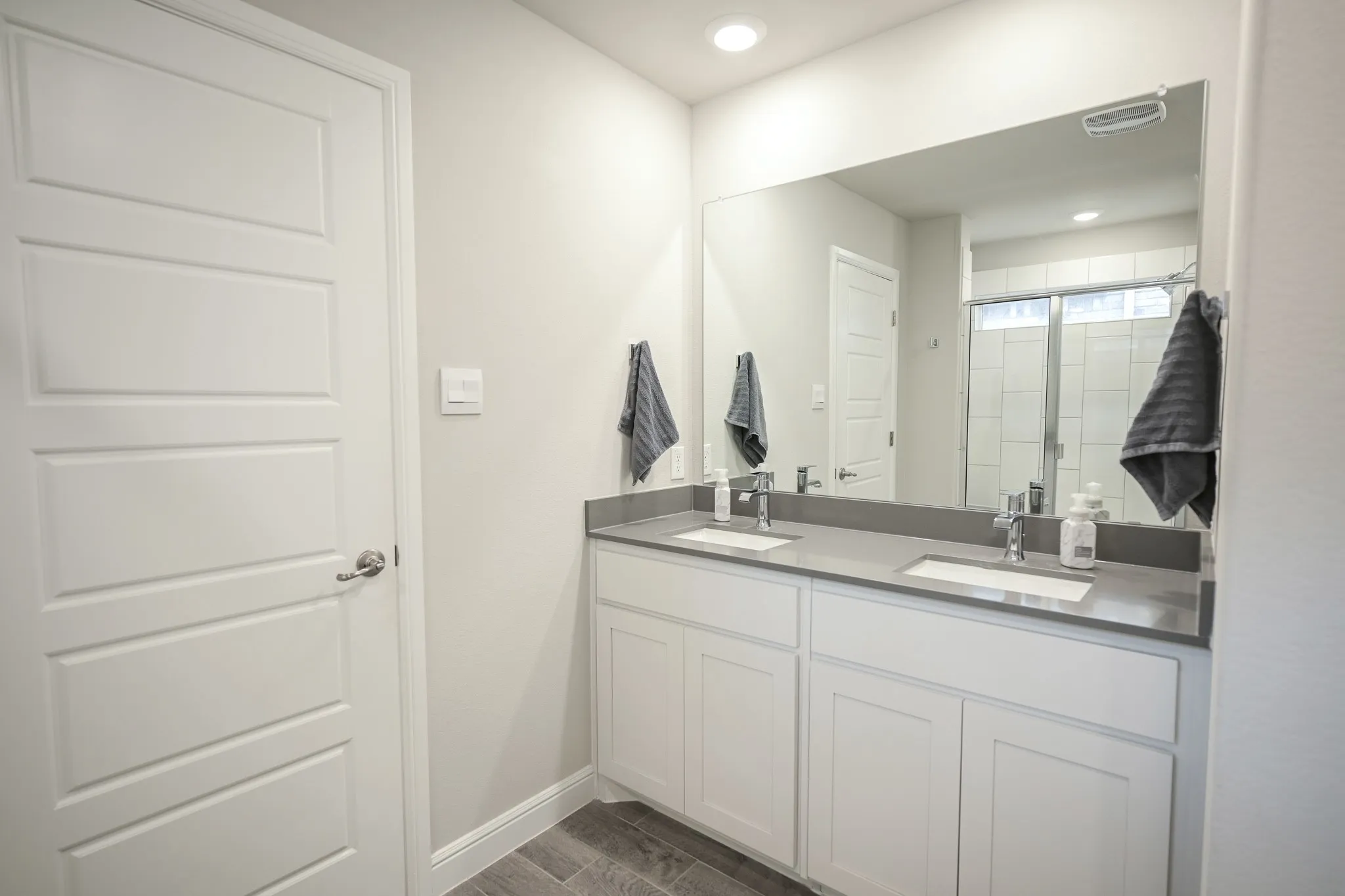Single Family Residence For Rent in Johnson County , 725 Golden Gate Park Road, Alvarado, Texas 76009, 4 Bedroom, 2 Bathroom, 2 Garage spaces, 2,172 Sqft, built in 2023, mls#21382484, Real Estate Agent in Alvarado, Homes For Rent in Johnson county, Homes For Rent in Alvarado, Realtor in Alvarado Texas, Real Estate Brokerage Independent Realty Texas, Luminita Cordes Realtor