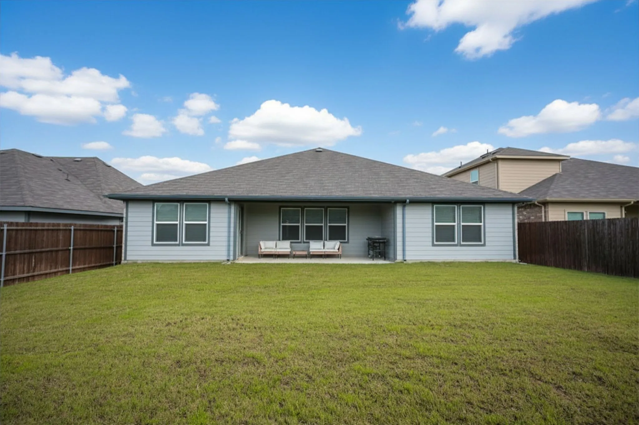 Single Family Residence For Rent in Johnson County , 725 Golden Gate Park Road, Alvarado, Texas 76009, 4 Bedroom, 2 Bathroom, 2 Garage spaces, 2,172 Sqft, built in 2023, mls#21382484, Real Estate Agent in Alvarado, Homes For Rent in Johnson county, Homes For Rent in Alvarado, Realtor in Alvarado Texas, Real Estate Brokerage Independent Realty Texas, Luminita Cordes Realtor