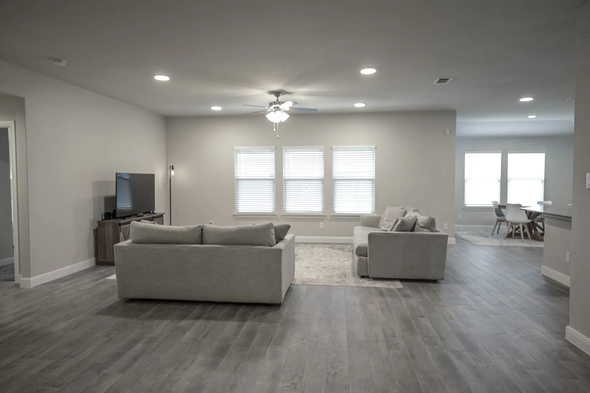 Single Family Residence For Rent in Johnson County , 725 Golden Gate Park Road, Alvarado, Texas 76009, 4 Bedroom, 2 Bathroom, 2 Garage spaces, 2,172 Sqft, built in 2023, mls#21382484, Real Estate Agent in Alvarado, Homes For Rent in Johnson county, Homes For Rent in Alvarado, Realtor in Alvarado Texas, Real Estate Brokerage Independent Realty Texas, Luminita Cordes Realtor