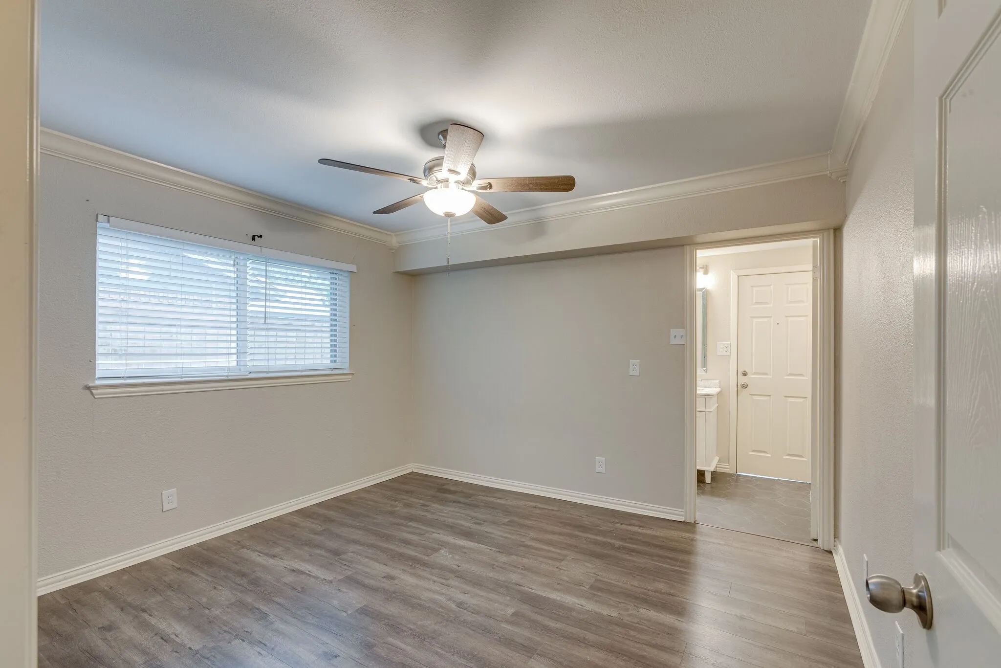 Single Family Residence For Rent in Dallas County , 508 Lexington Lane, Richardson, Texas 75080, 4 Bedroom, 3 Bathroom, Garage spaces, 1,705 Sqft, built in 1960, mls#21384523, Real Estate Agent in Richardson, Homes For Rent in Dallas county, Homes For Rent in Richardson, Realtor in Richardson Texas, Real Estate Brokerage Independent Realty Texas, Luminita Cordes Realtor