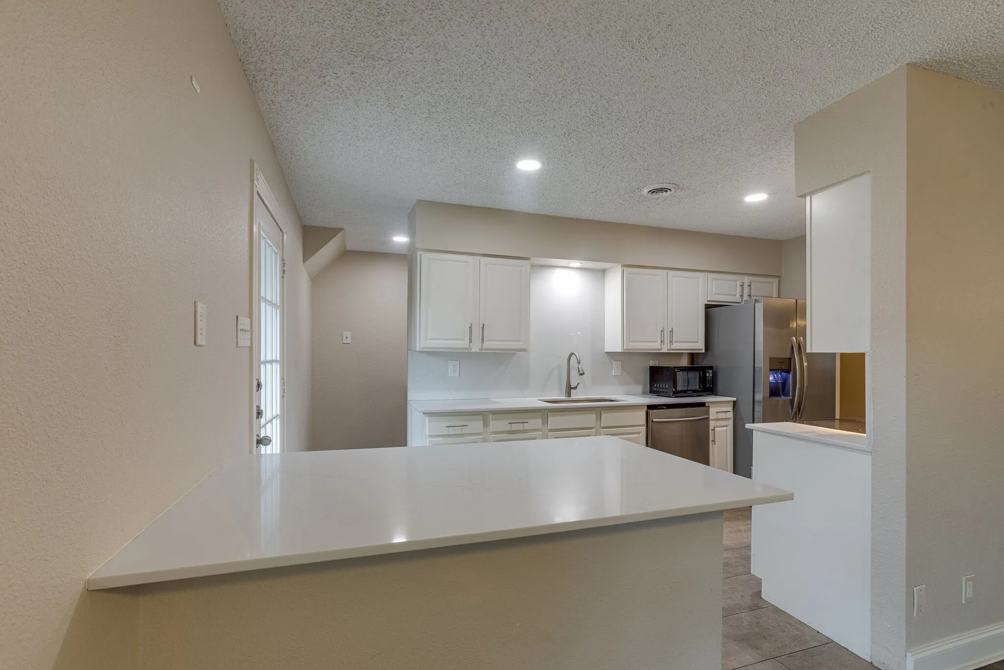 Single Family Residence For Rent in Dallas County , 508 Lexington Lane, Richardson, Texas 75080, 4 Bedroom, 3 Bathroom, Garage spaces, 1,705 Sqft, built in 1960, mls#21384523, Real Estate Agent in Richardson, Homes For Rent in Dallas county, Homes For Rent in Richardson, Realtor in Richardson Texas, Real Estate Brokerage Independent Realty Texas, Luminita Cordes Realtor