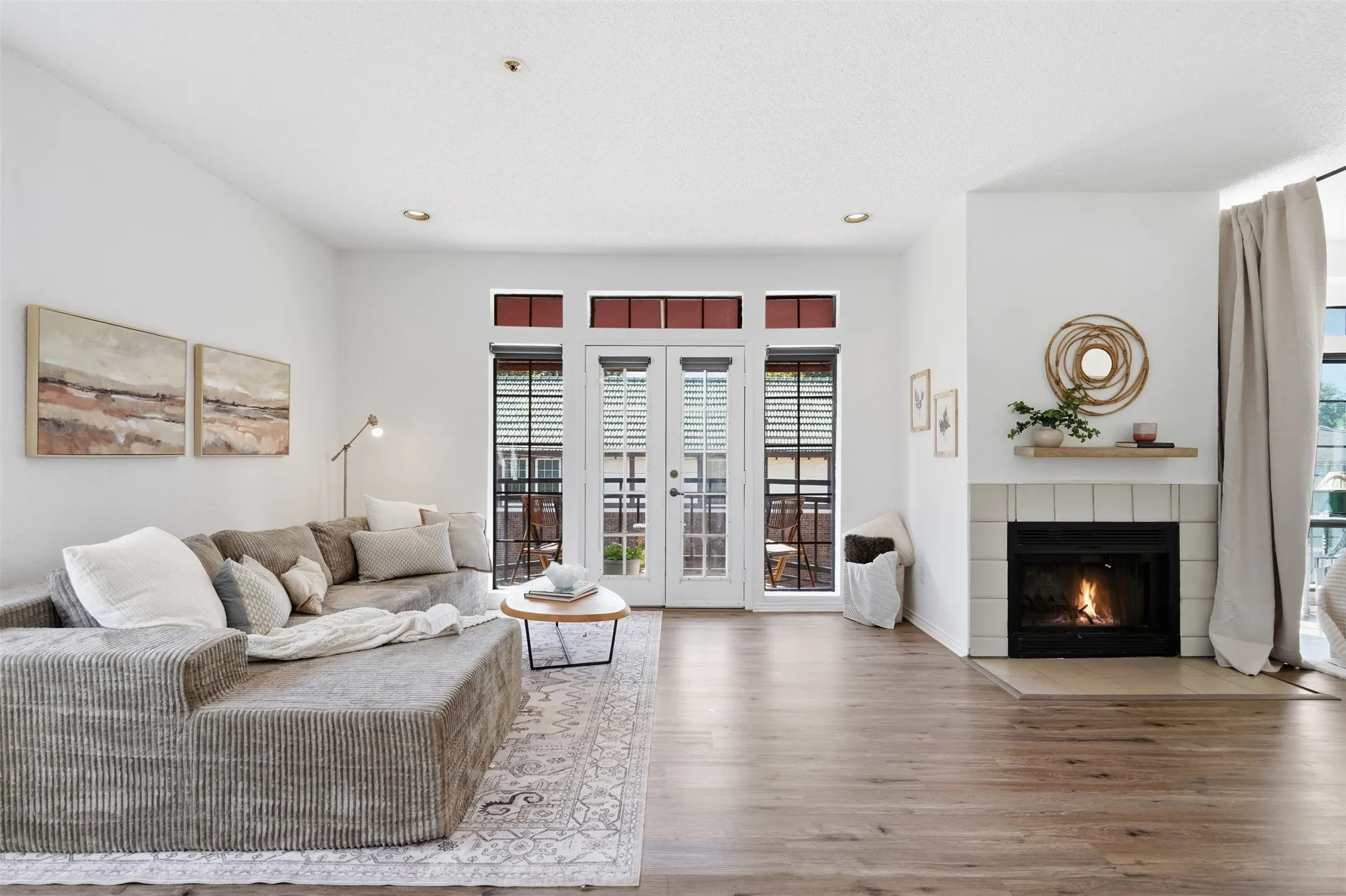 Condominium For Sale in Dallas County , 6248 Oram Street 14, Dallas, Texas 75214, 1 Bedroom, 1 Bathroom, Garage spaces, 685 Sqft, built in 1983, mls#21384365, Real Estate Agent in Dallas, Homes For Sale in Dallas county, Homes For Sale in Dallas, Realtor in Dallas Texas, Real Estate Brokerage Independent Realty Texas, Luminita Cordes Realtor