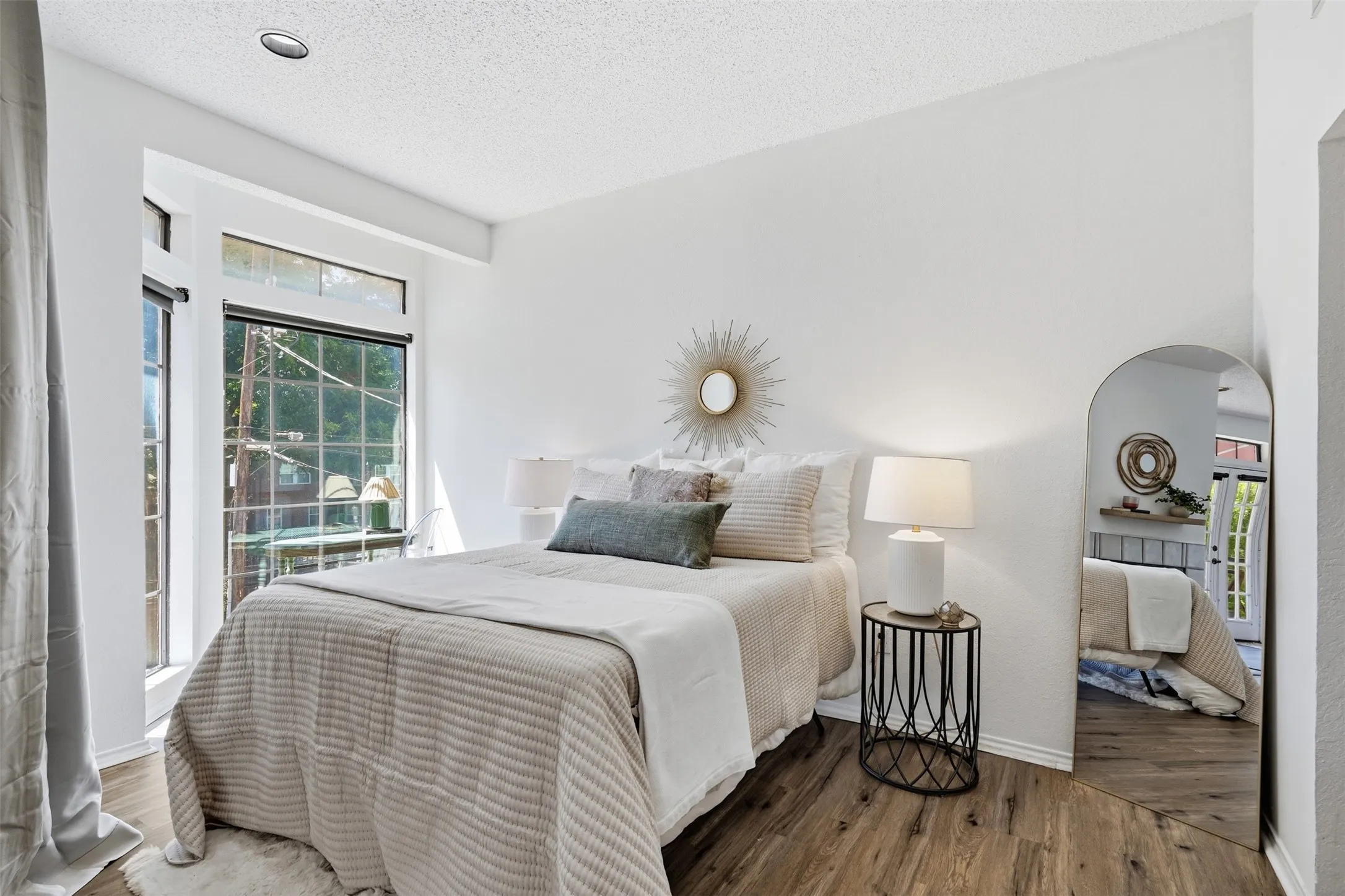 Condominium For Sale in Dallas County , 6248 Oram Street 14, Dallas, Texas 75214, 1 Bedroom, 1 Bathroom, Garage spaces, 685 Sqft, built in 1983, mls#21384365, Real Estate Agent in Dallas, Homes For Sale in Dallas county, Homes For Sale in Dallas, Realtor in Dallas Texas, Real Estate Brokerage Independent Realty Texas, Luminita Cordes Realtor