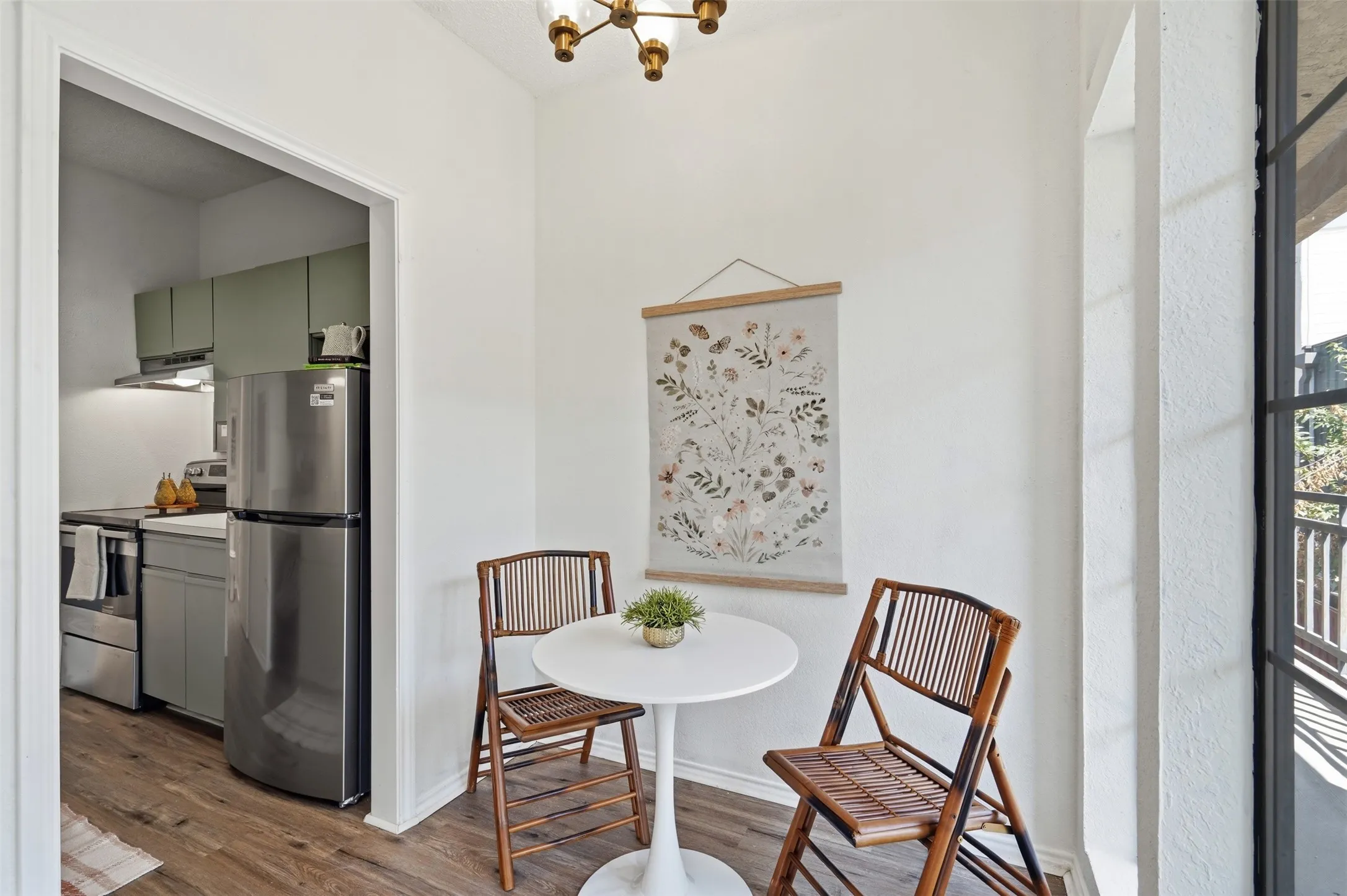 Condominium For Sale in Dallas County , 6248 Oram Street 14, Dallas, Texas 75214, 1 Bedroom, 1 Bathroom, Garage spaces, 685 Sqft, built in 1983, mls#21384365, Real Estate Agent in Dallas, Homes For Sale in Dallas county, Homes For Sale in Dallas, Realtor in Dallas Texas, Real Estate Brokerage Independent Realty Texas, Luminita Cordes Realtor