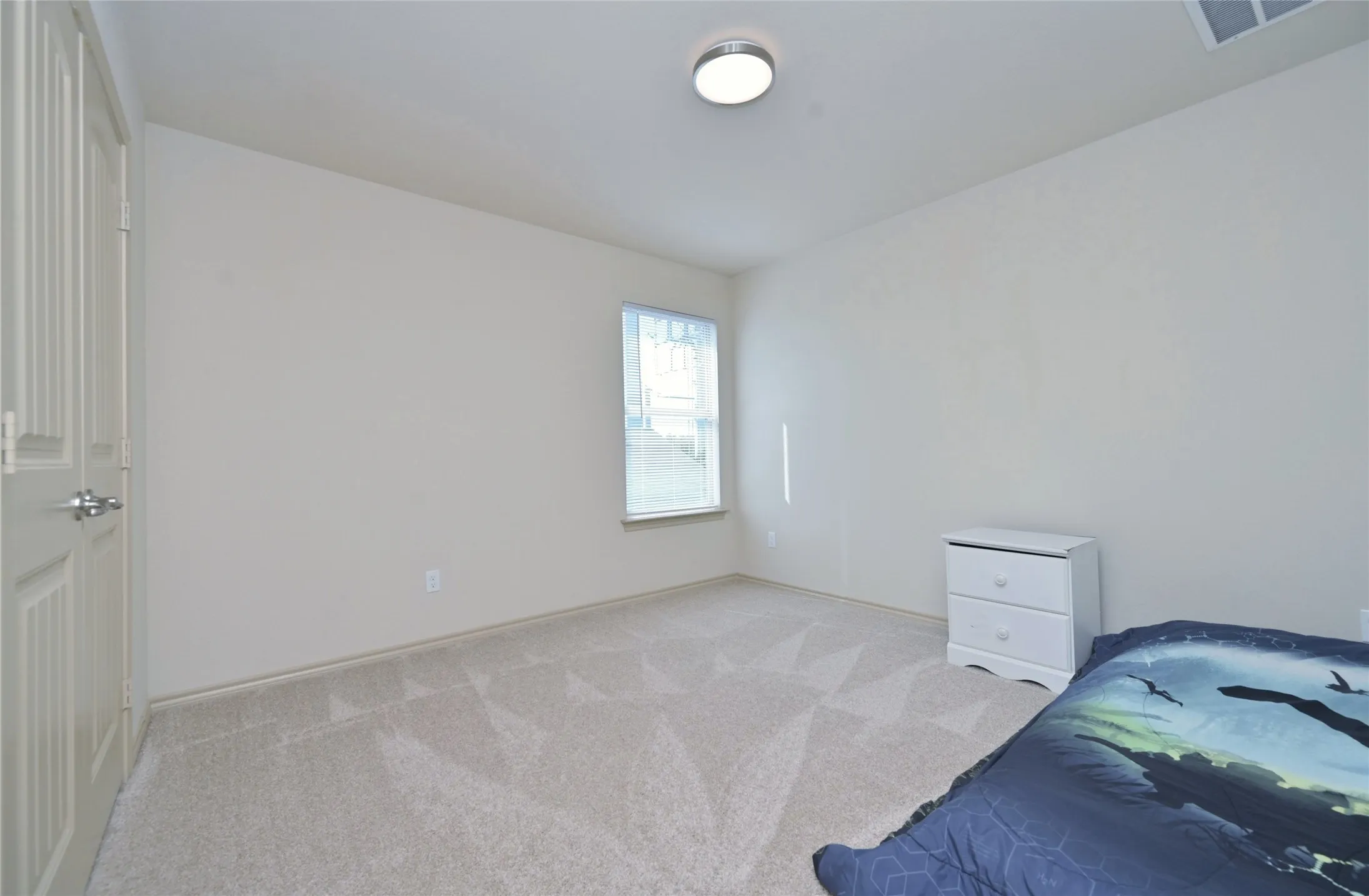 Single Family Residence For Sale in Tarrant County , 5300 Britton Ridge Lane, Fort Worth, Texas 76179, 3 Bedroom, 3 Bathroom, 2 Garage spaces, 1,750 Sqft, built in 2009, mls#21358509, Real Estate Agent in Fort Worth, Homes For Sale in Tarrant county, Homes For Sale in Fort Worth, Realtor in Fort Worth Texas, Real Estate Brokerage Independent Realty Texas, Luminita Cordes Realtor
