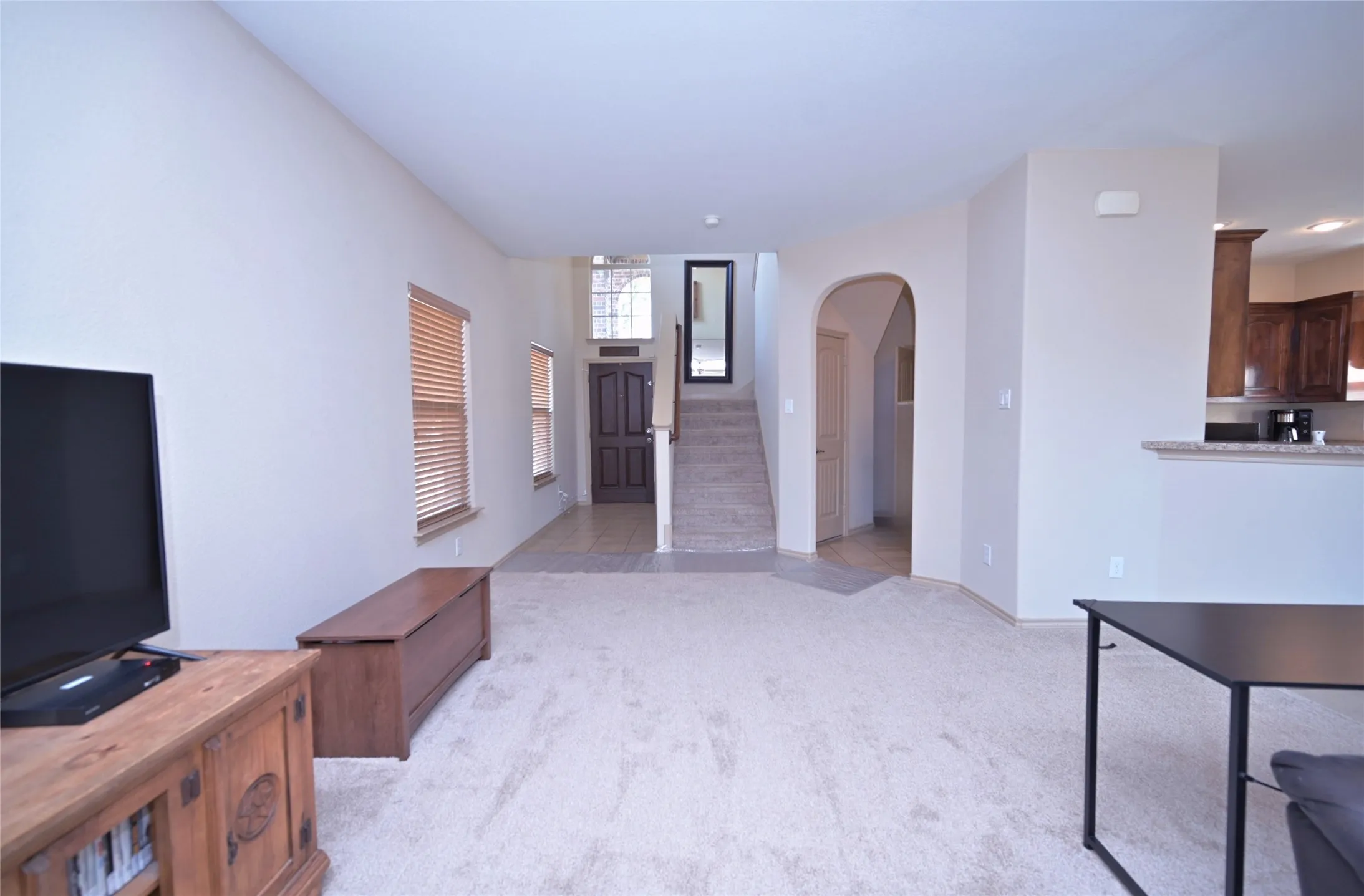 Single Family Residence For Sale in Tarrant County , 5300 Britton Ridge Lane, Fort Worth, Texas 76179, 3 Bedroom, 3 Bathroom, 2 Garage spaces, 1,750 Sqft, built in 2009, mls#21358509, Real Estate Agent in Fort Worth, Homes For Sale in Tarrant county, Homes For Sale in Fort Worth, Realtor in Fort Worth Texas, Real Estate Brokerage Independent Realty Texas, Luminita Cordes Realtor