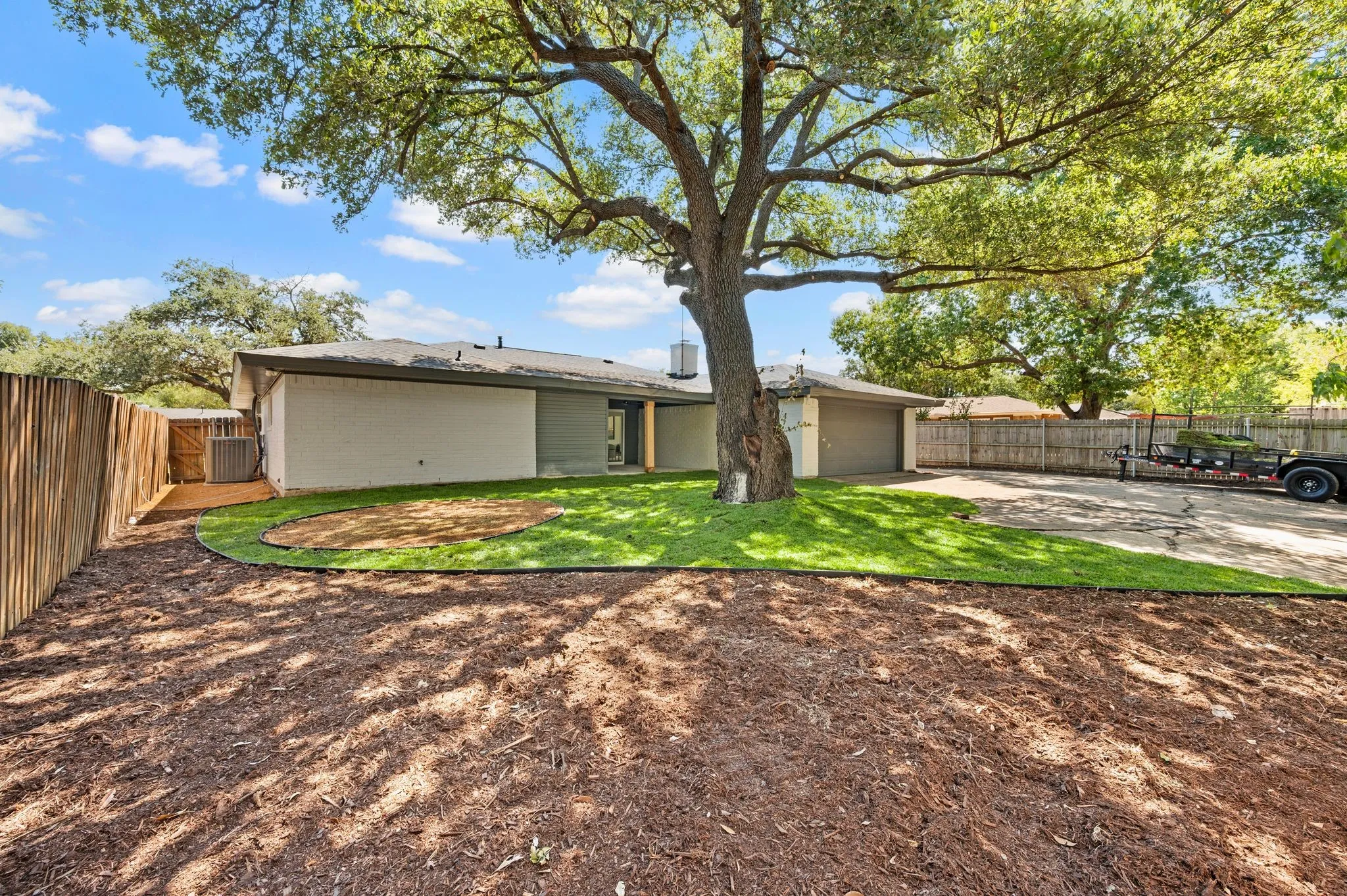 Single Family Residence For Sale in Collin County , 2719 N Cypress Circle, Plano, Texas 75075, 4 Bedroom, 2 Bathroom, 2 Garage spaces, 2,149 Sqft, built in 1971, mls#21384340, Real Estate Agent in Plano, Homes For Sale in Collin county, Homes For Sale in Plano, Realtor in Plano Texas, Real Estate Brokerage Independent Realty Texas, Luminita Cordes Realtor