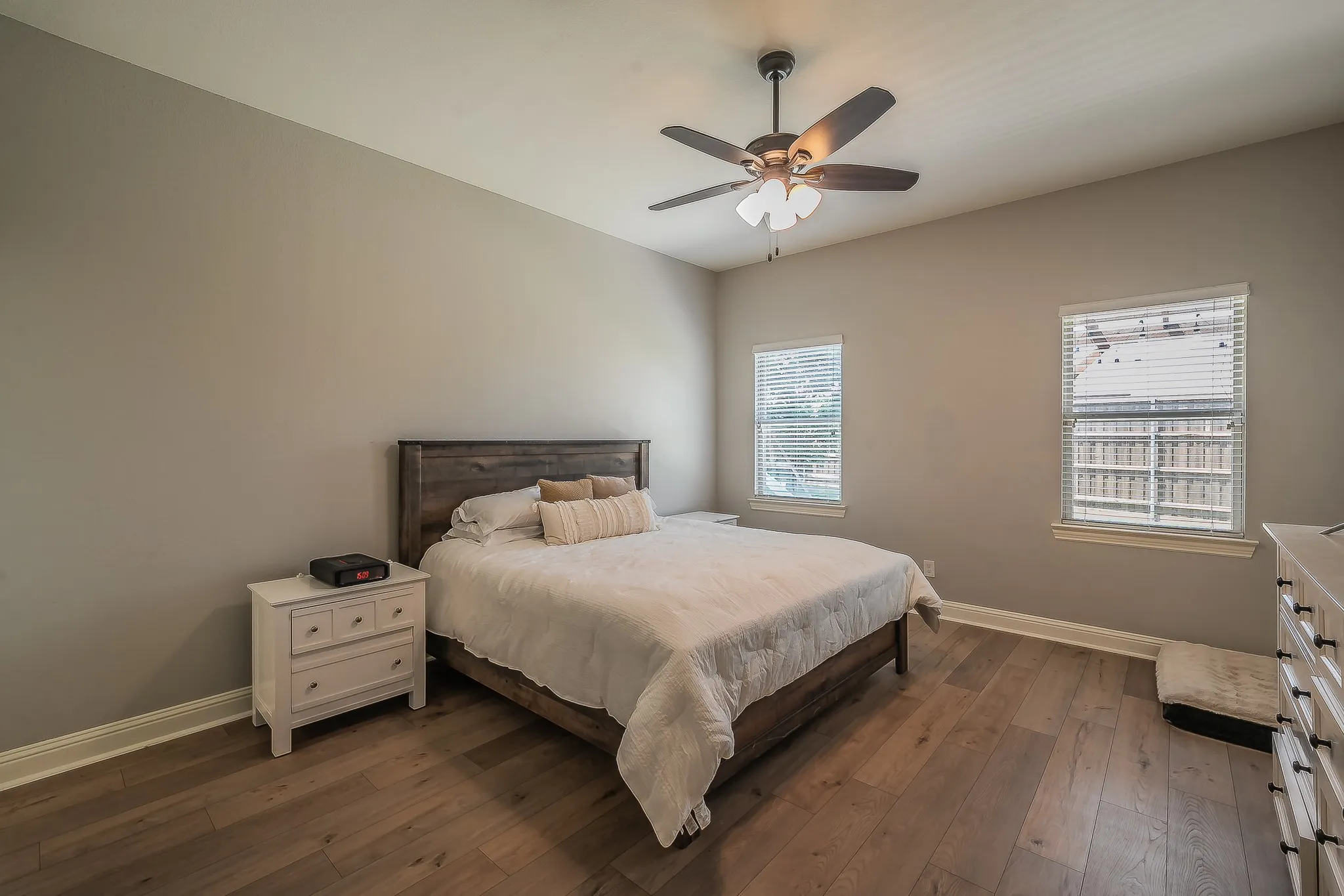 Single Family Residence For Sale in Collin County , 10700 Marble Falls Place, Mc Kinney, Texas 75071, 4 Bedroom, 4 Bathroom, 3 Garage spaces, 3,046 Sqft, built in 2017, mls#21384514, Real Estate Agent in Mc Kinney, Homes For Sale in Collin county, Homes For Sale in Mc Kinney, Realtor in Mc Kinney Texas, Real Estate Brokerage Independent Realty Texas, Luminita Cordes Realtor