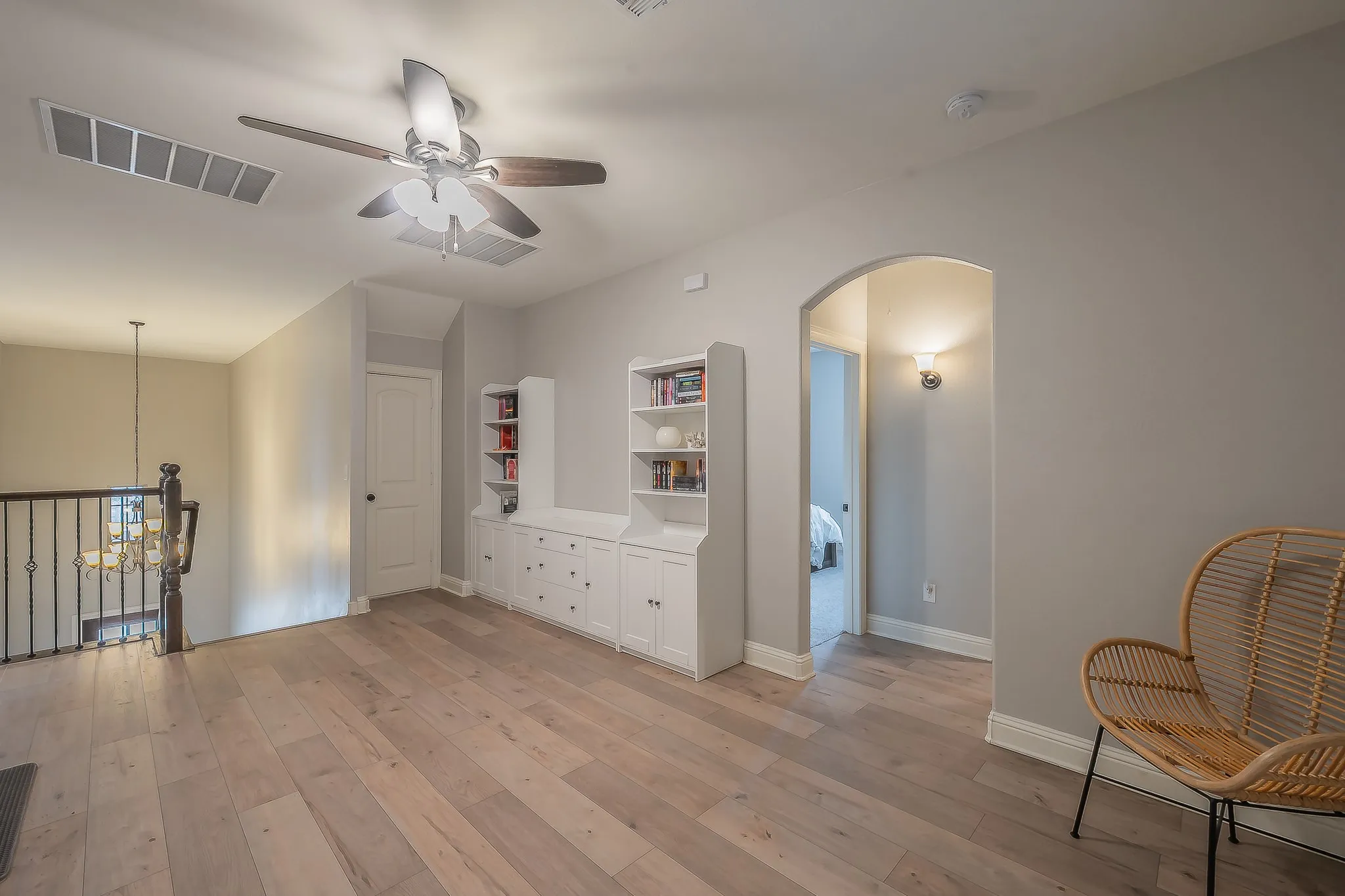 Single Family Residence For Sale in Collin County , 10700 Marble Falls Place, Mc Kinney, Texas 75071, 4 Bedroom, 4 Bathroom, 3 Garage spaces, 3,046 Sqft, built in 2017, mls#21384514, Real Estate Agent in Mc Kinney, Homes For Sale in Collin county, Homes For Sale in Mc Kinney, Realtor in Mc Kinney Texas, Real Estate Brokerage Independent Realty Texas, Luminita Cordes Realtor