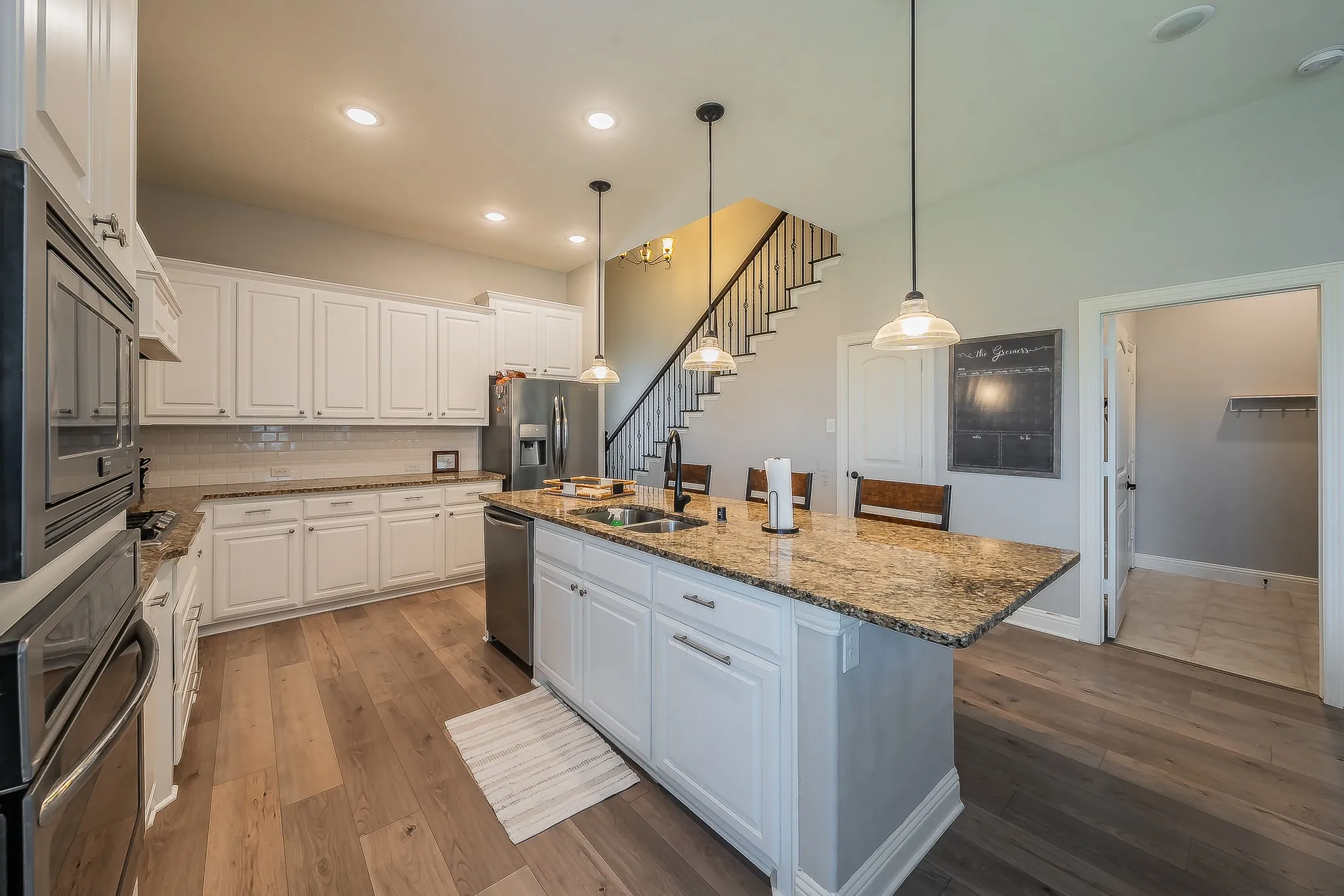 Single Family Residence For Sale in Collin County , 10700 Marble Falls Place, Mc Kinney, Texas 75071, 4 Bedroom, 4 Bathroom, 3 Garage spaces, 3,046 Sqft, built in 2017, mls#21384514, Real Estate Agent in Mc Kinney, Homes For Sale in Collin county, Homes For Sale in Mc Kinney, Realtor in Mc Kinney Texas, Real Estate Brokerage Independent Realty Texas, Luminita Cordes Realtor