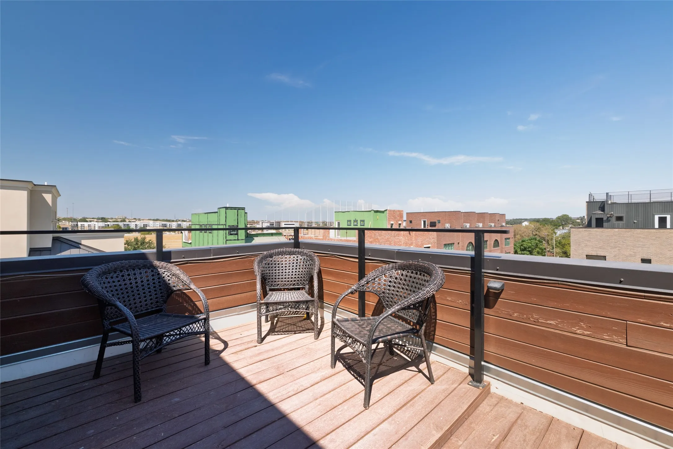 Townhouse For Sale in Tarrant County , 449 S Rayner Street, Fort Worth, Texas 76111, 3 Bedroom, 4 Bathroom, 2 Garage spaces, 1,823 Sqft, built in 2021, mls#21384196, Real Estate Agent in Fort Worth, Homes For Sale in Tarrant county, Homes For Sale in Fort Worth, Realtor in Fort Worth Texas, Real Estate Brokerage Independent Realty Texas, Luminita Cordes Realtor