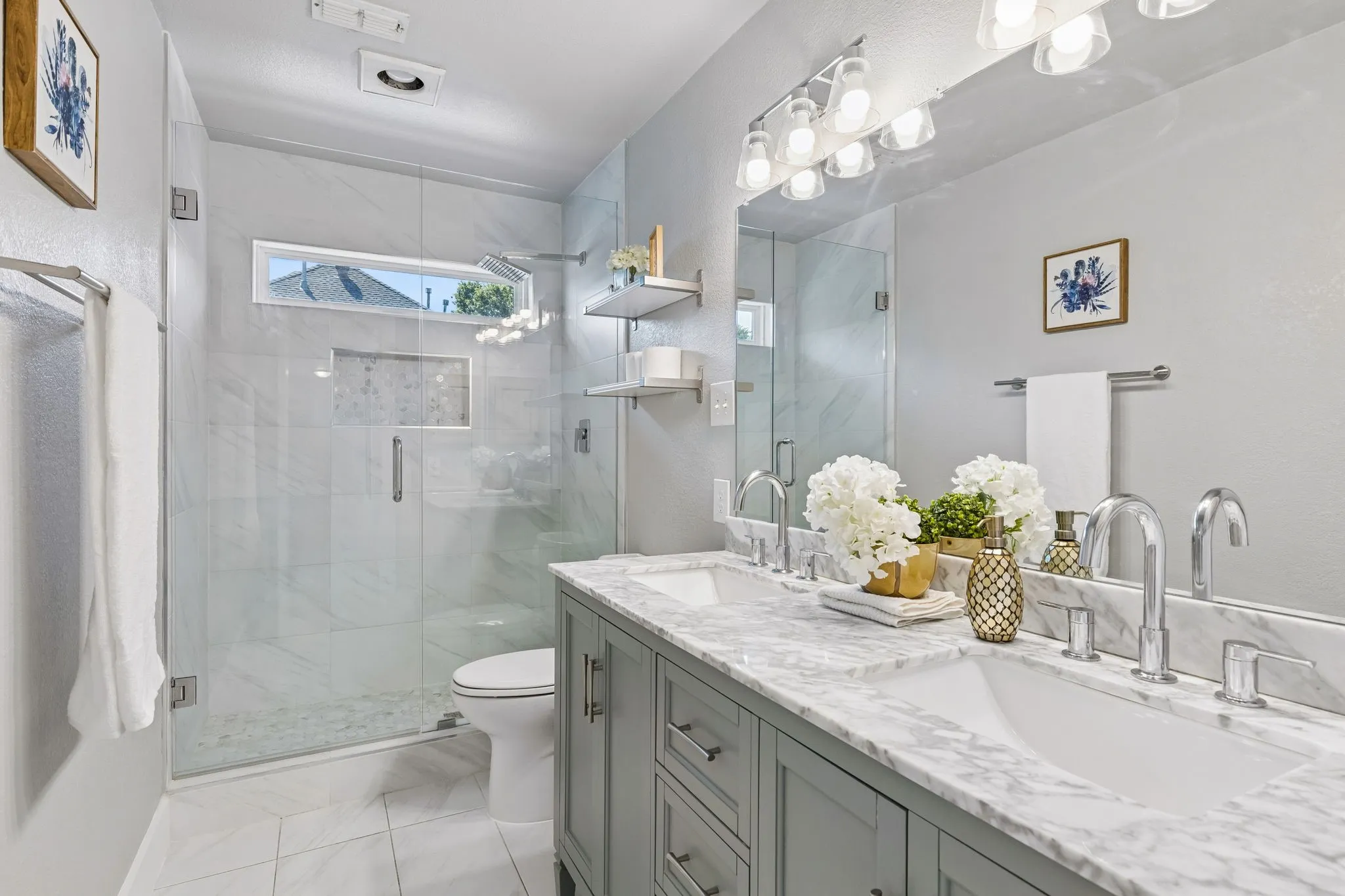 Single Family Residence For Sale in Rockwall County , 6218 Lincolnshire Lane, Rowlett, Texas 75087, 6 Bedroom, 4 Bathroom, 2 Garage spaces, 4,317 Sqft, built in 1996, mls#21383494, Real Estate Agent in Rowlett, Homes For Sale in Rockwall county, Homes For Sale in Rowlett, Realtor in Rowlett Texas, Real Estate Brokerage Independent Realty Texas, Luminita Cordes Realtor