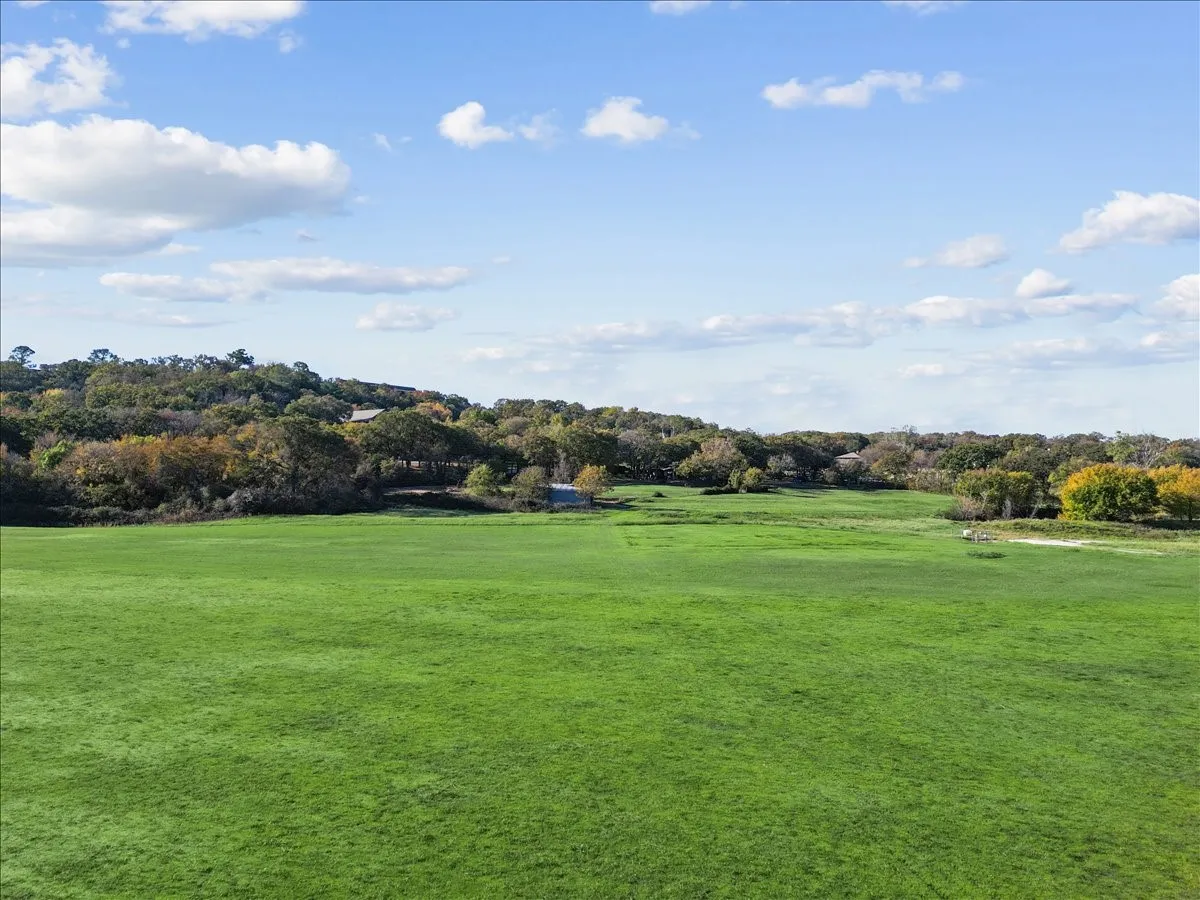 Farm For Sale in Denton County , 8123 Hilltop Road, Argyle, Texas 76226, 3 Bedroom, 2 Bathroom, Garage spaces, 2,014 Sqft, built in 1985, mls#21384537, Real Estate Agent in Argyle, Homes For Sale in Denton county, Homes For Sale in Argyle, Realtor in Argyle Texas, Real Estate Brokerage Independent Realty Texas, Luminita Cordes Realtor