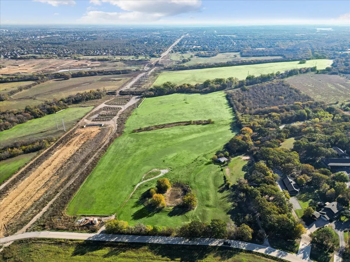 Farm For Sale in Denton County , 8123 Hilltop Road, Argyle, Texas 76226, 3 Bedroom, 2 Bathroom, Garage spaces, 2,014 Sqft, built in 1985, mls#21384537, Real Estate Agent in Argyle, Homes For Sale in Denton county, Homes For Sale in Argyle, Realtor in Argyle Texas, Real Estate Brokerage Independent Realty Texas, Luminita Cordes Realtor