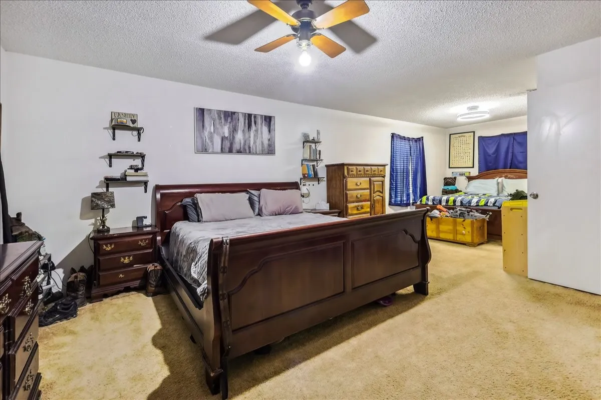 Farm For Sale in Denton County , 8123 Hilltop Road, Argyle, Texas 76226, 3 Bedroom, 2 Bathroom, Garage spaces, 2,014 Sqft, built in 1985, mls#21384537, Real Estate Agent in Argyle, Homes For Sale in Denton county, Homes For Sale in Argyle, Realtor in Argyle Texas, Real Estate Brokerage Independent Realty Texas, Luminita Cordes Realtor